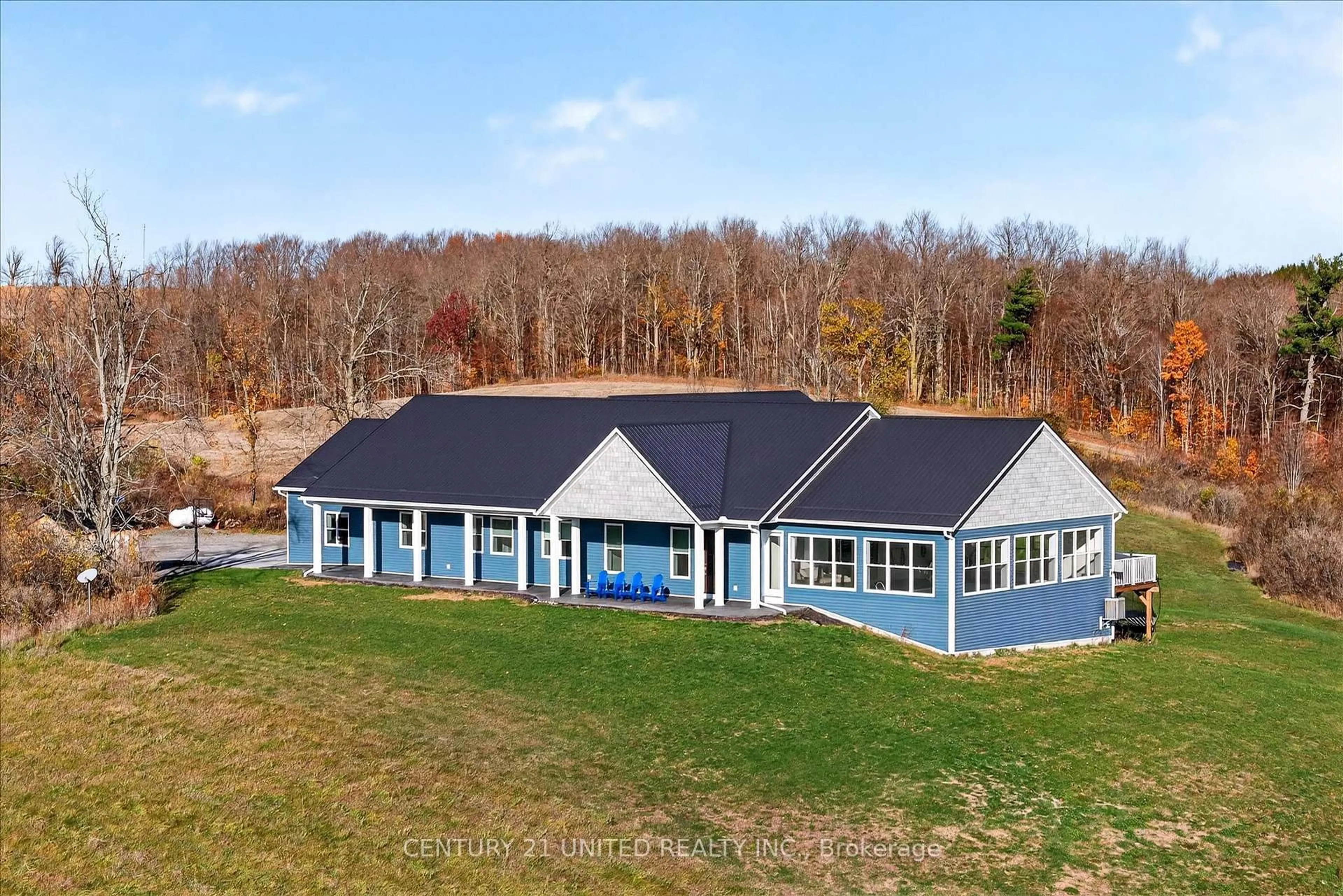 A pic from outside/outdoor area/front of a property/back of a property/a pic from drone, building for 1717 Asphodel 10th Line, Asphodel-Norwood Ontario K0L 2V0