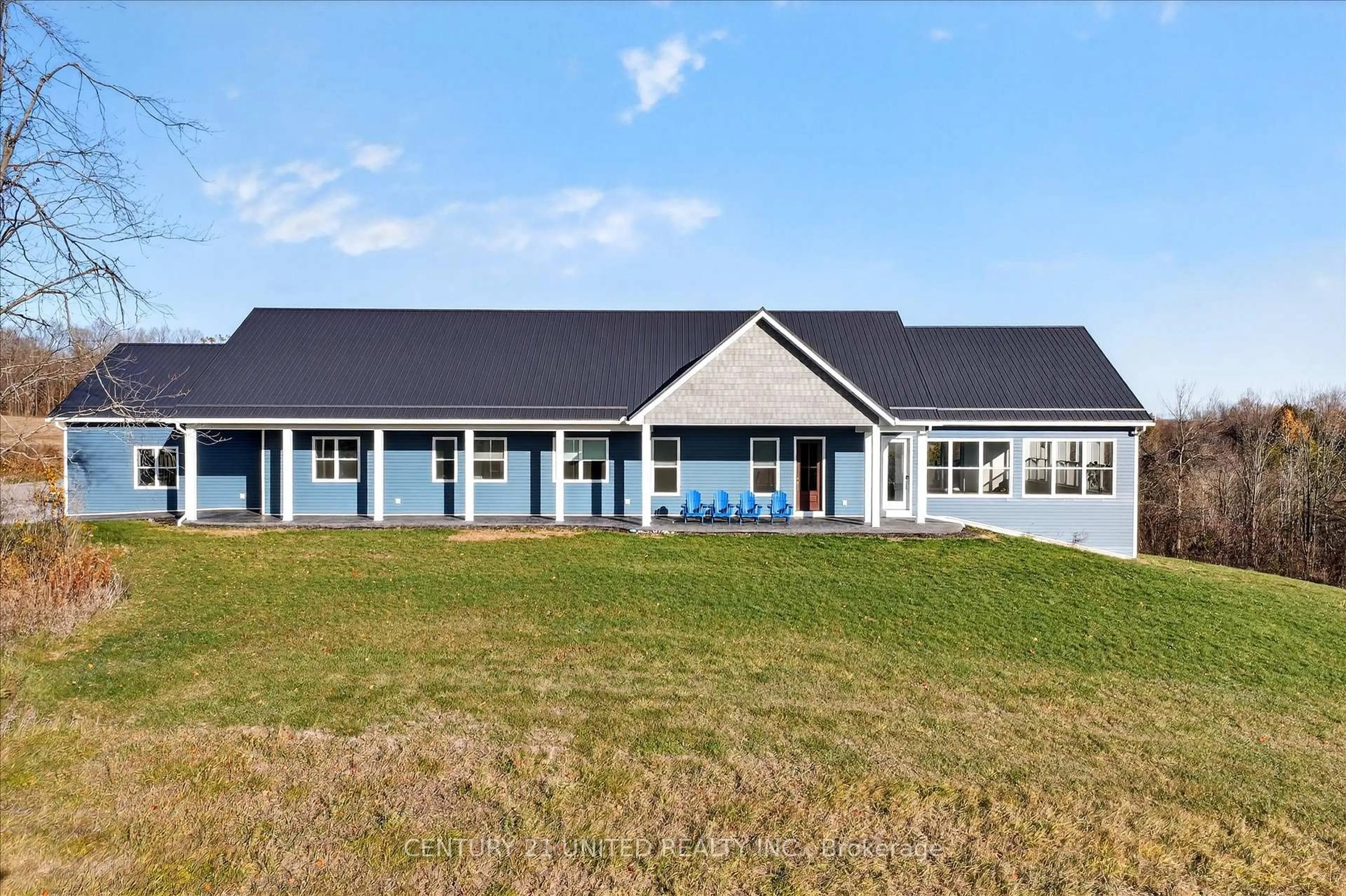 A pic from outside/outdoor area/front of a property/back of a property/a pic from drone, building for 1717 Asphodel 10th Line, Asphodel-Norwood Ontario K0L 2V0