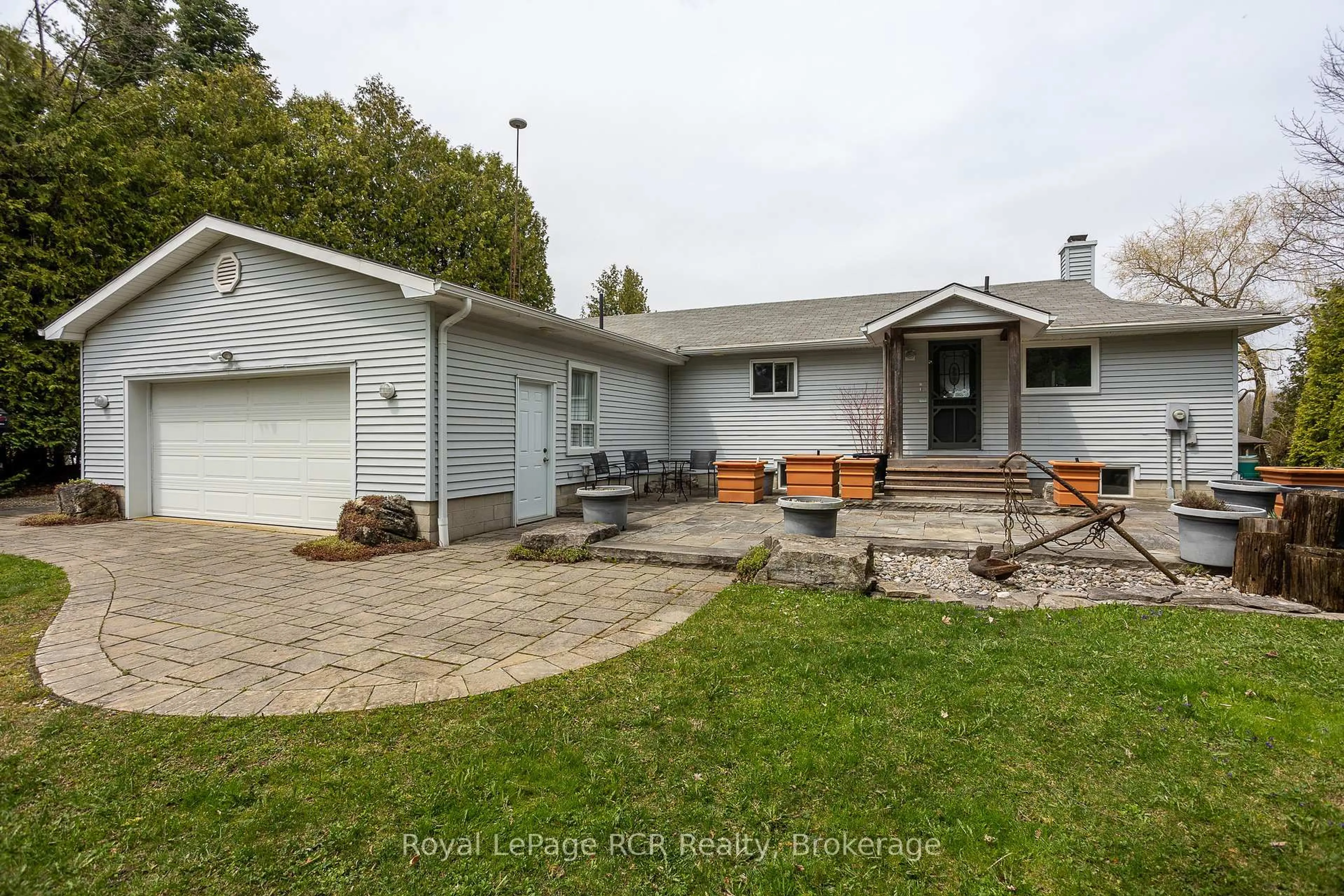 A pic from outside/outdoor area/front of a property/back of a property/a pic from drone, street for 126 Sunset Pt, Grey Highlands Ontario N0C 1E0