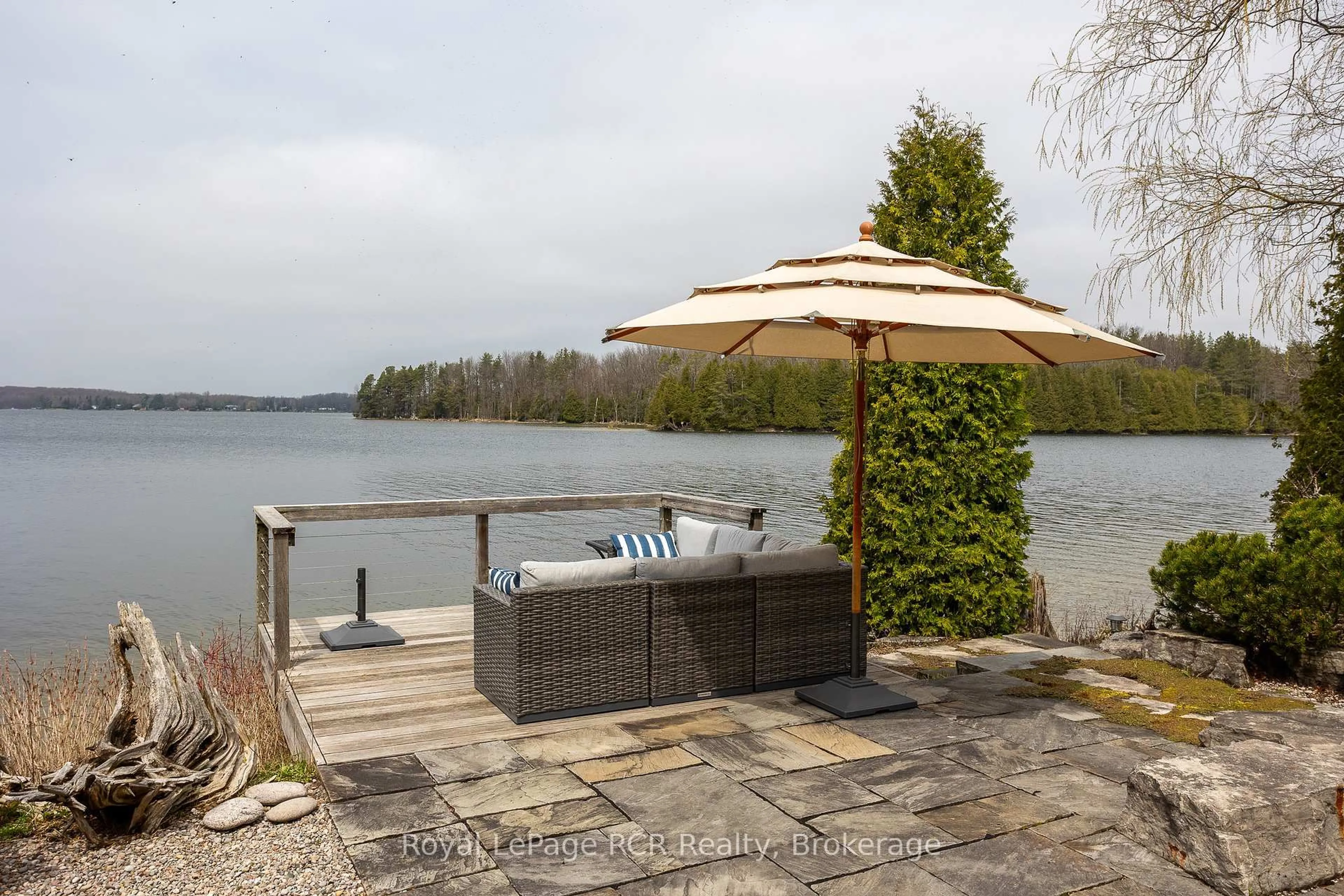 Patio, water/lake/river/ocean view for 126 Sunset Pt, Grey Highlands Ontario N0C 1E0