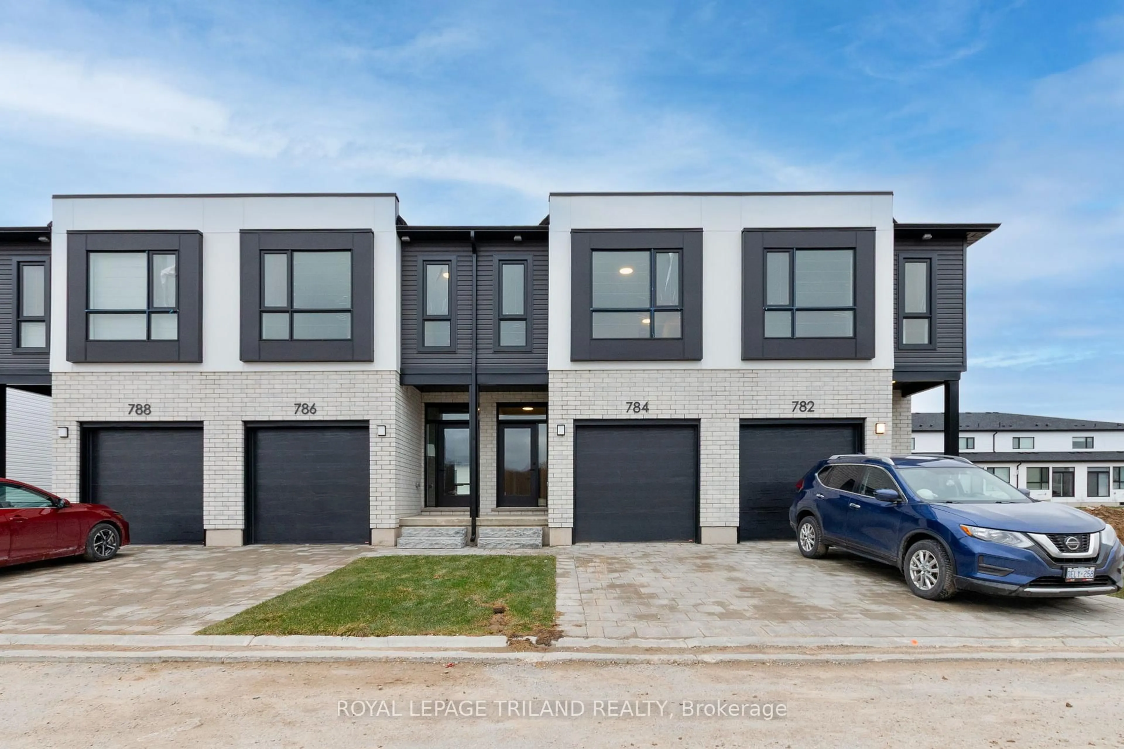 Unknown for 784 Banyan Lane, London North Ontario N6G 0A6