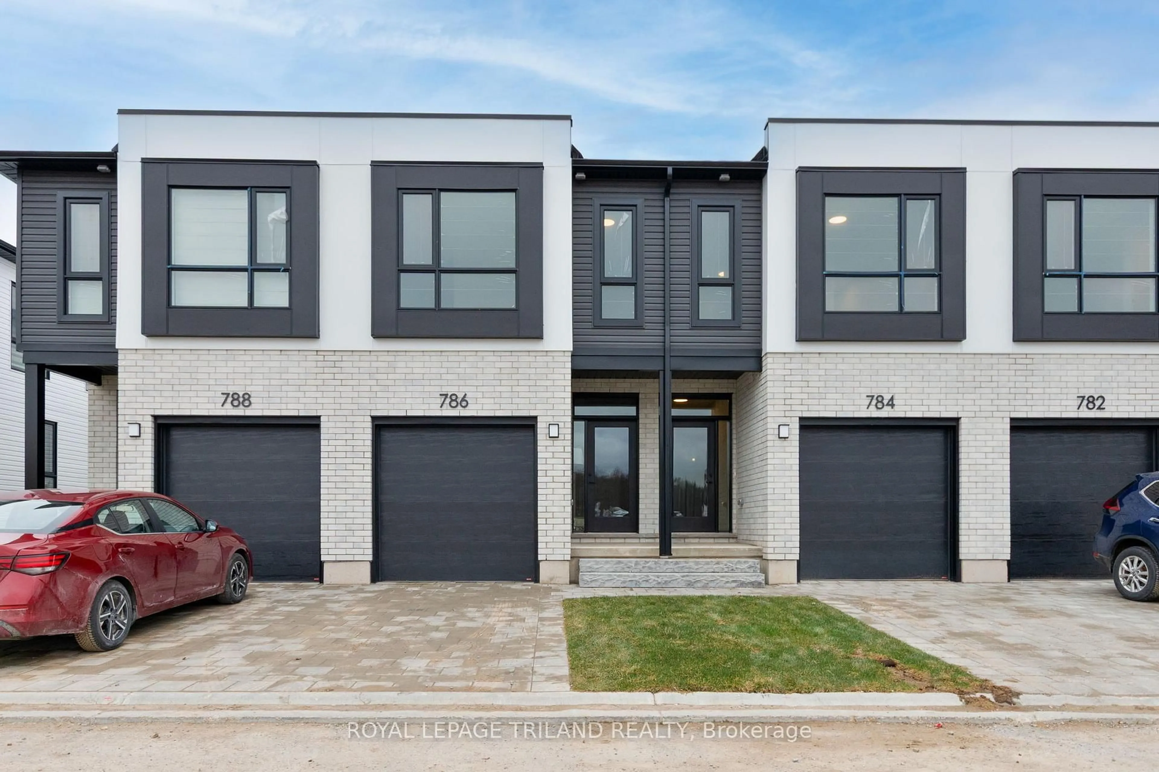 Home with brick exterior material, street for 786 Banyan Lane, London North Ontario N6G 0A6