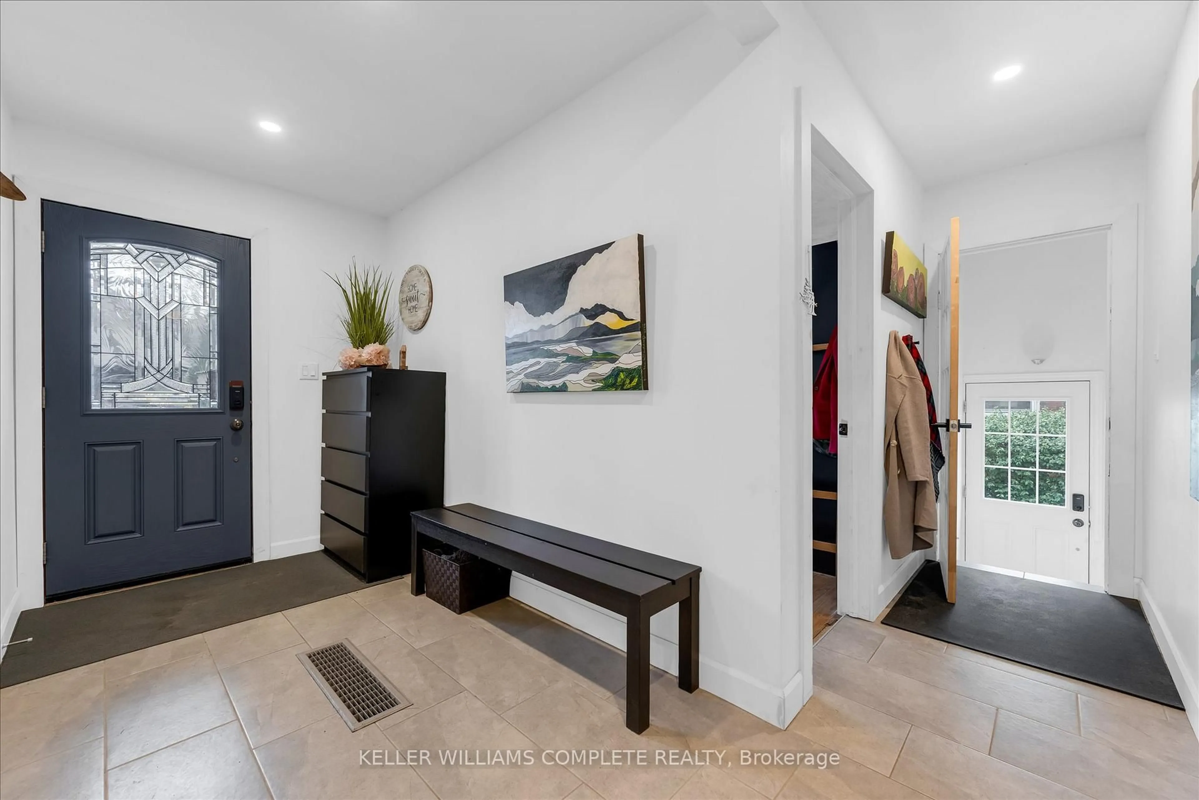 Indoor entryway for 24 Central Park Ave, Hamilton Ontario L9H 2M7