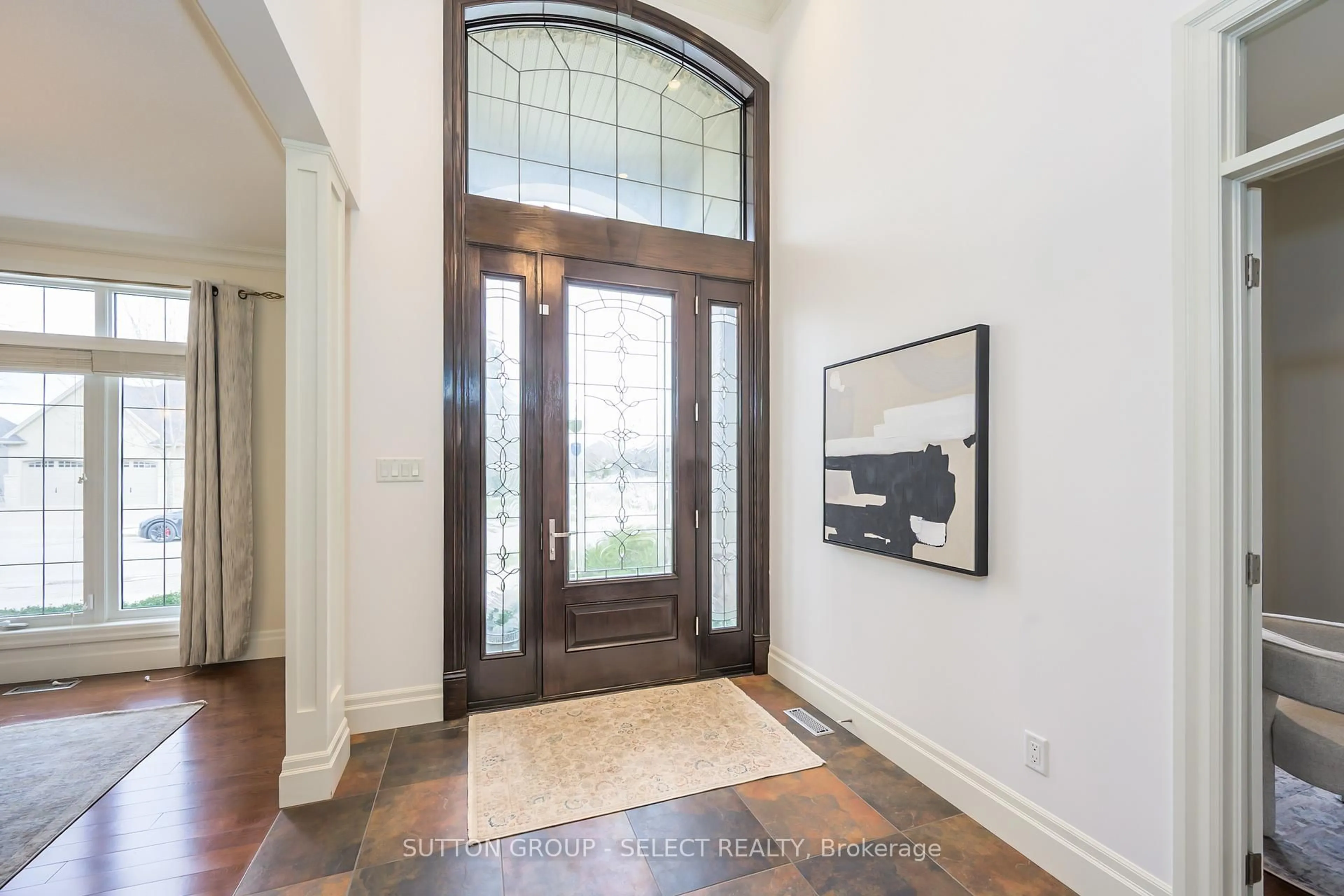 Indoor entryway for 1615 Wickerson Gate, London South Ontario N6K 0C3