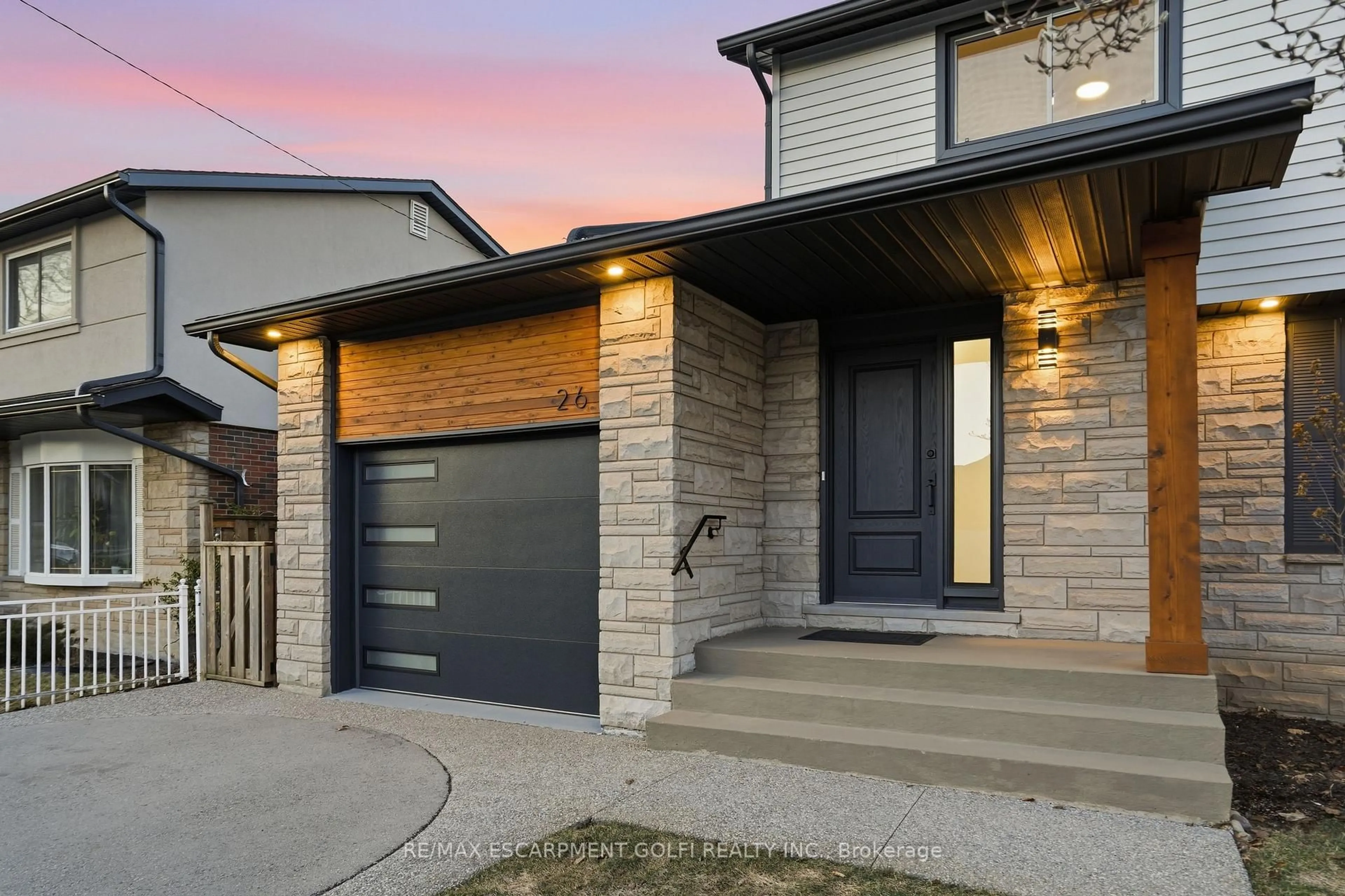 Home with brick exterior material, street for 26 Clifton Downs Rd, Hamilton Ontario L9C 2P2