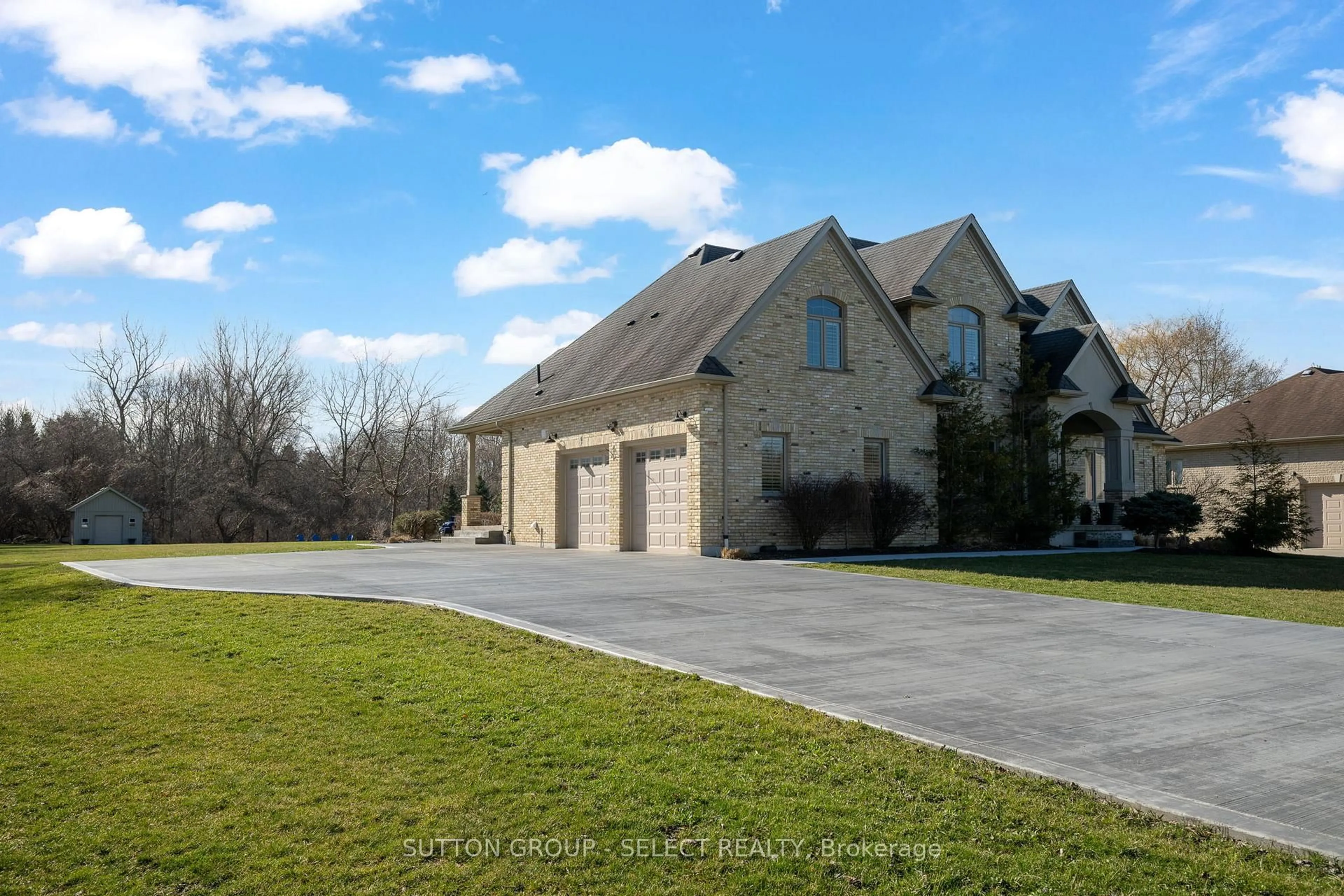 Home with brick exterior material, street for 148 Ridge St, Dutton/Dunwich Ontario N0L 1J0