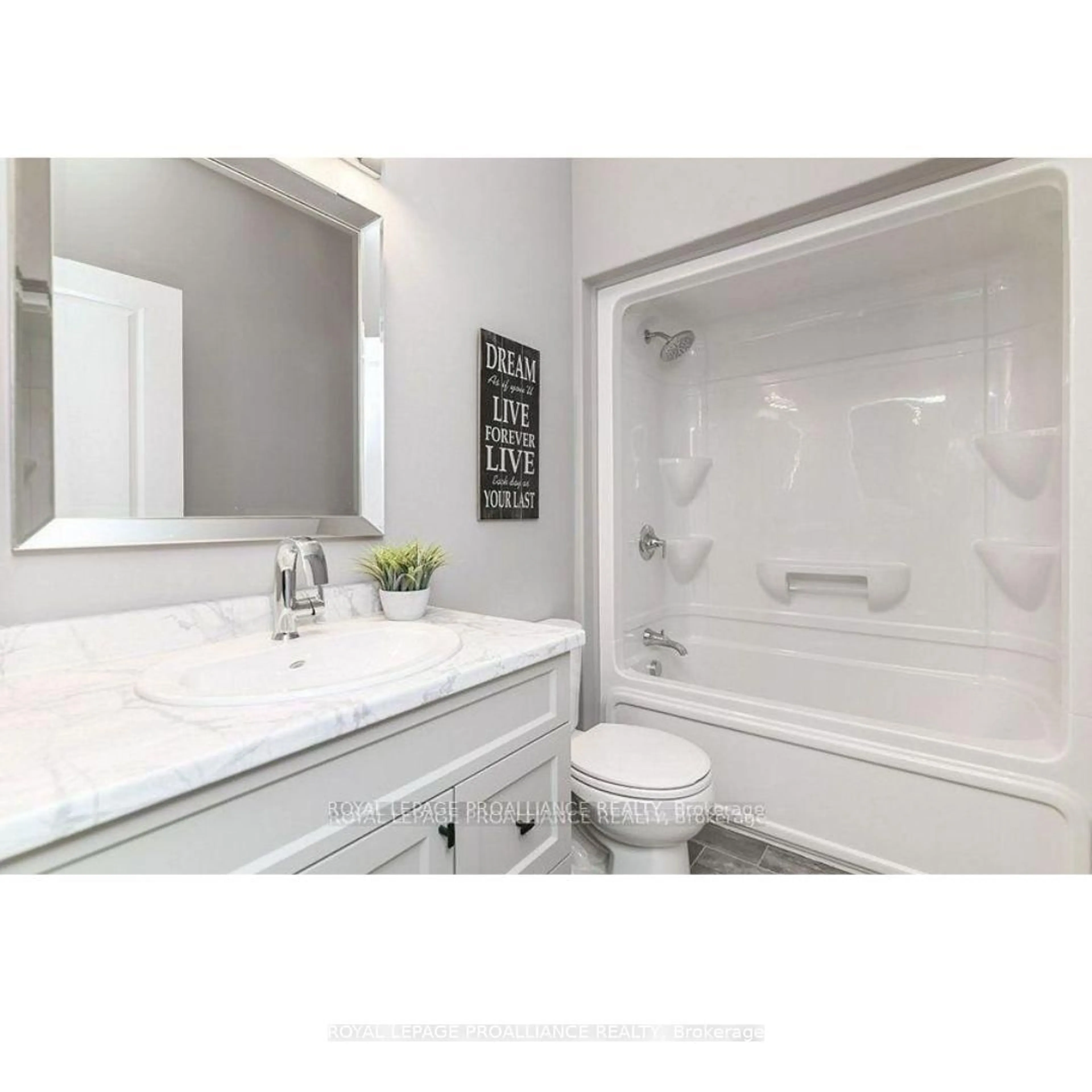 Contemporary bathroom, ceramic/tile floor for 80 Riverside Tr, Trent Hills Ontario K0K 1L0