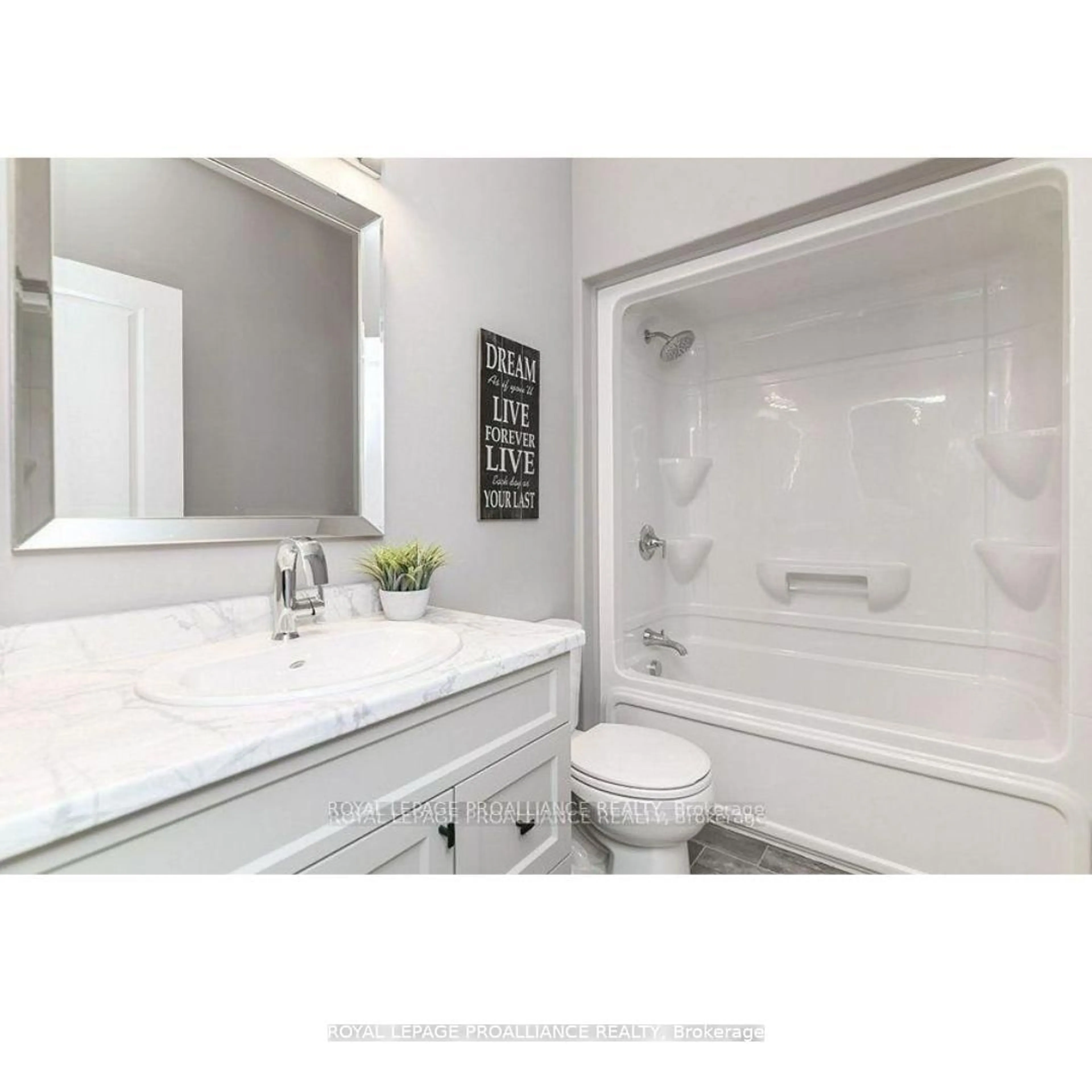 Contemporary bathroom, ceramic/tile floor for 82 Riverside Tr, Trent Hills Ontario K0L 1L0