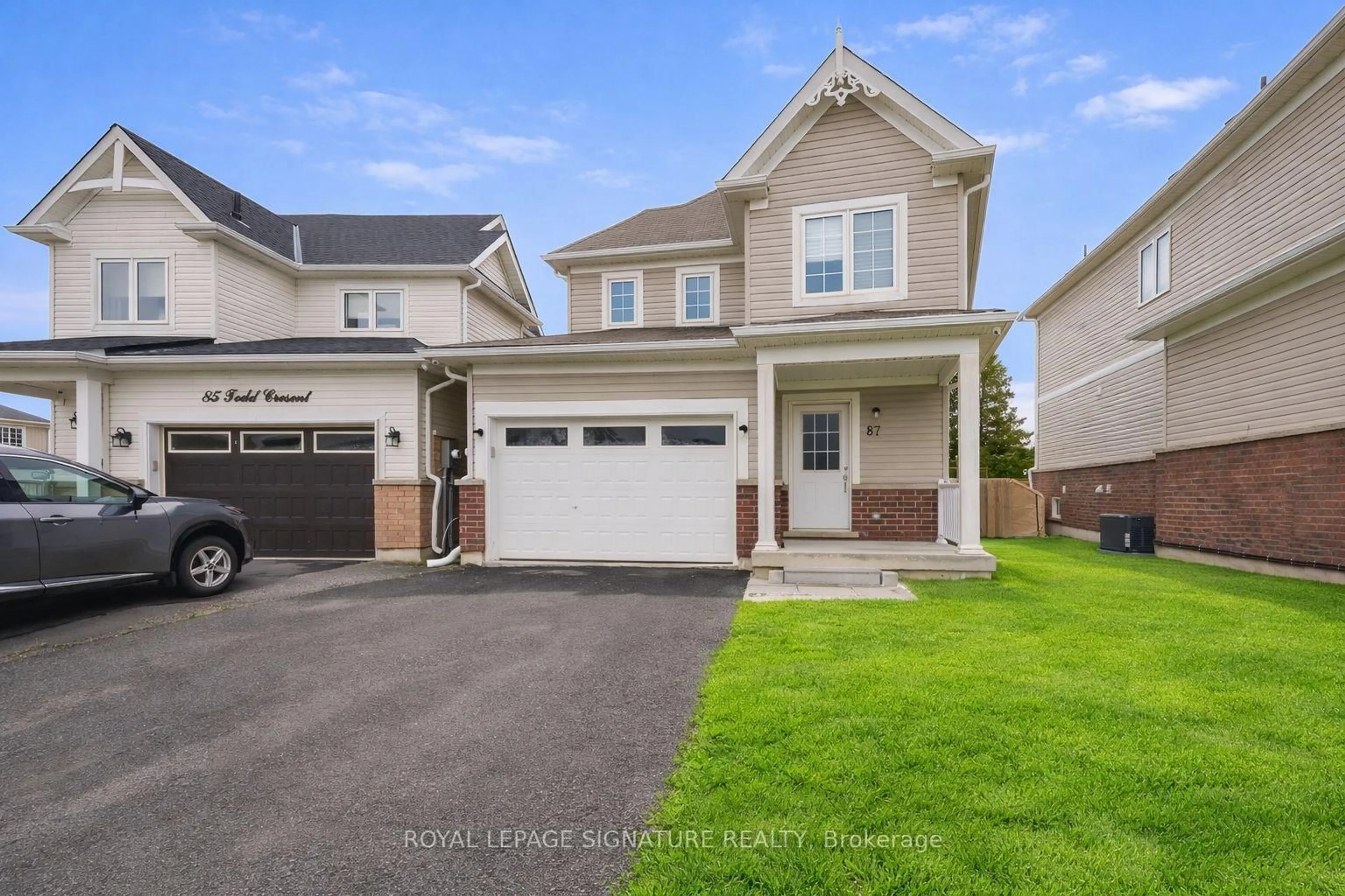 Home with vinyl exterior material, street for 87 Todd Cres, Southgate Ontario N0C 1B0