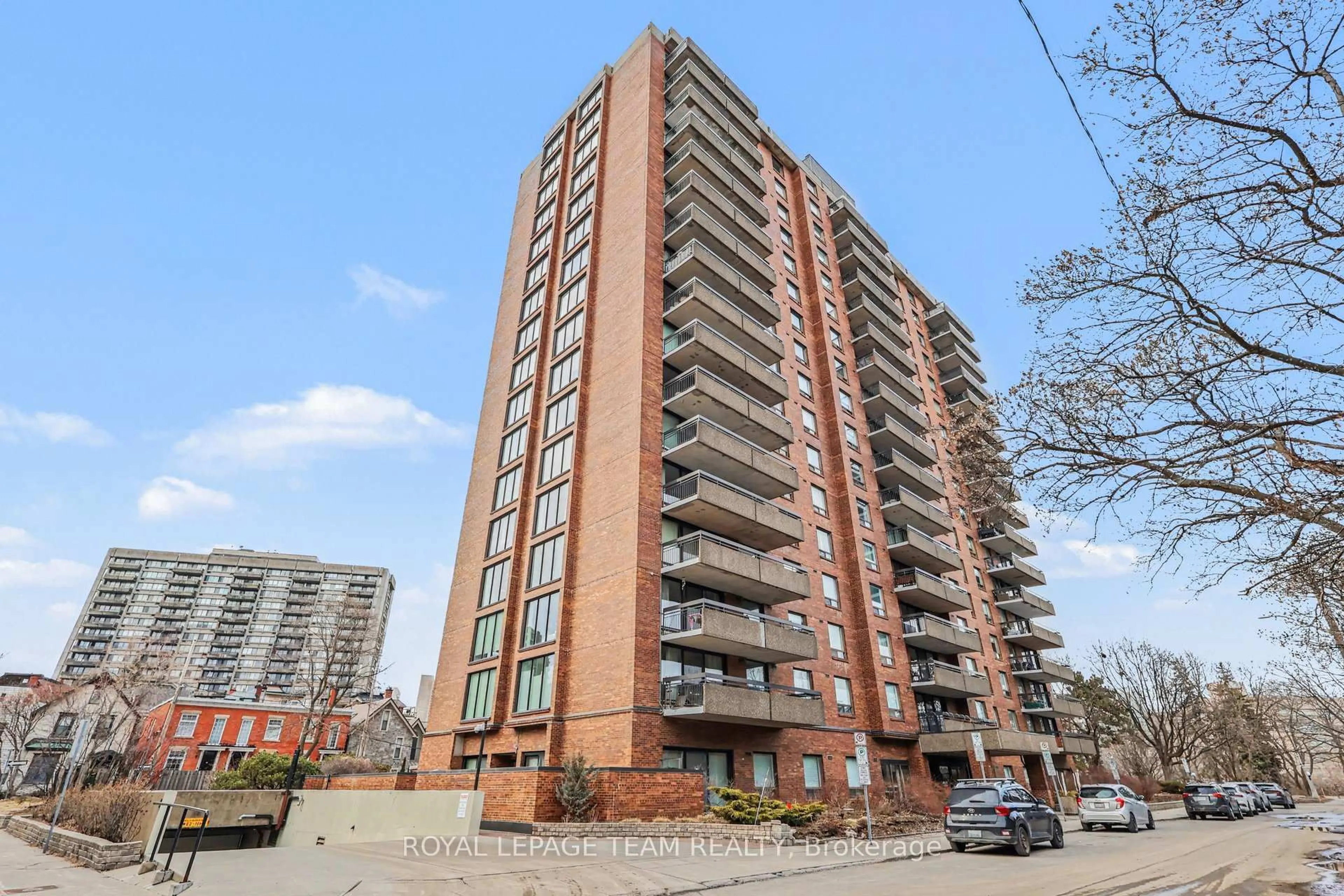 Unknown for 20 The Driveway #1701, Ottawa Ontario K2P 1C8