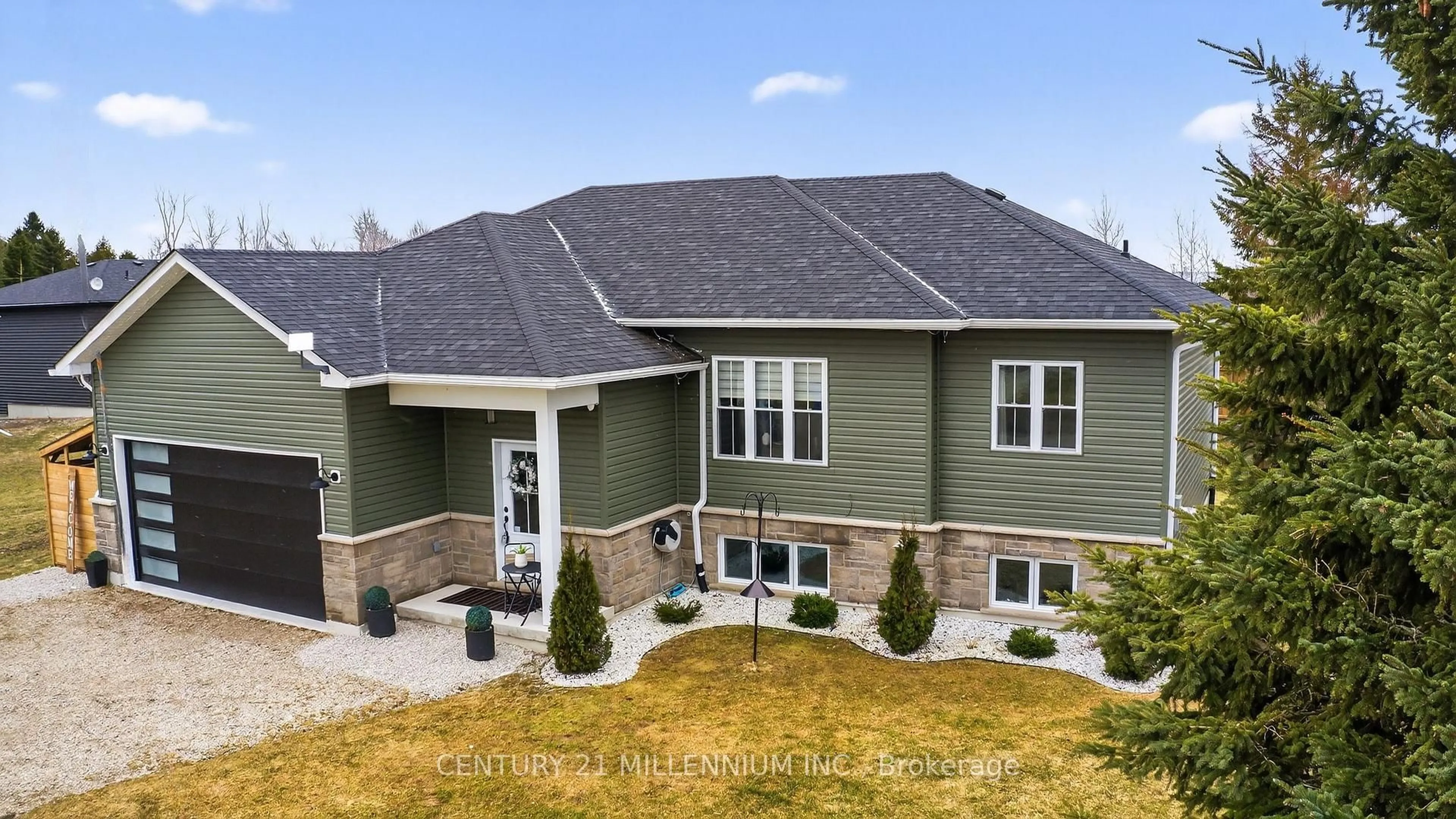 Unknown for 106 Edgar St, Southgate Ontario N0C 1L0