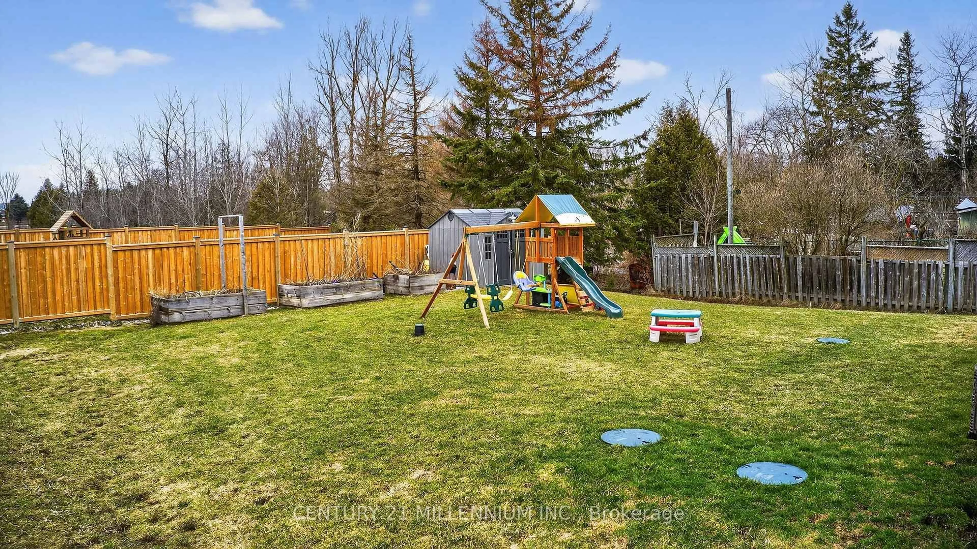 Unknown for 106 Edgar St, Southgate Ontario N0C 1L0