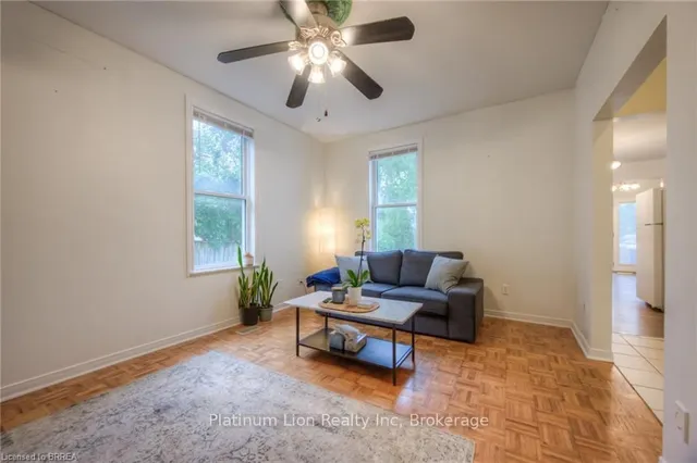 10 Bruce St, Brantford 2