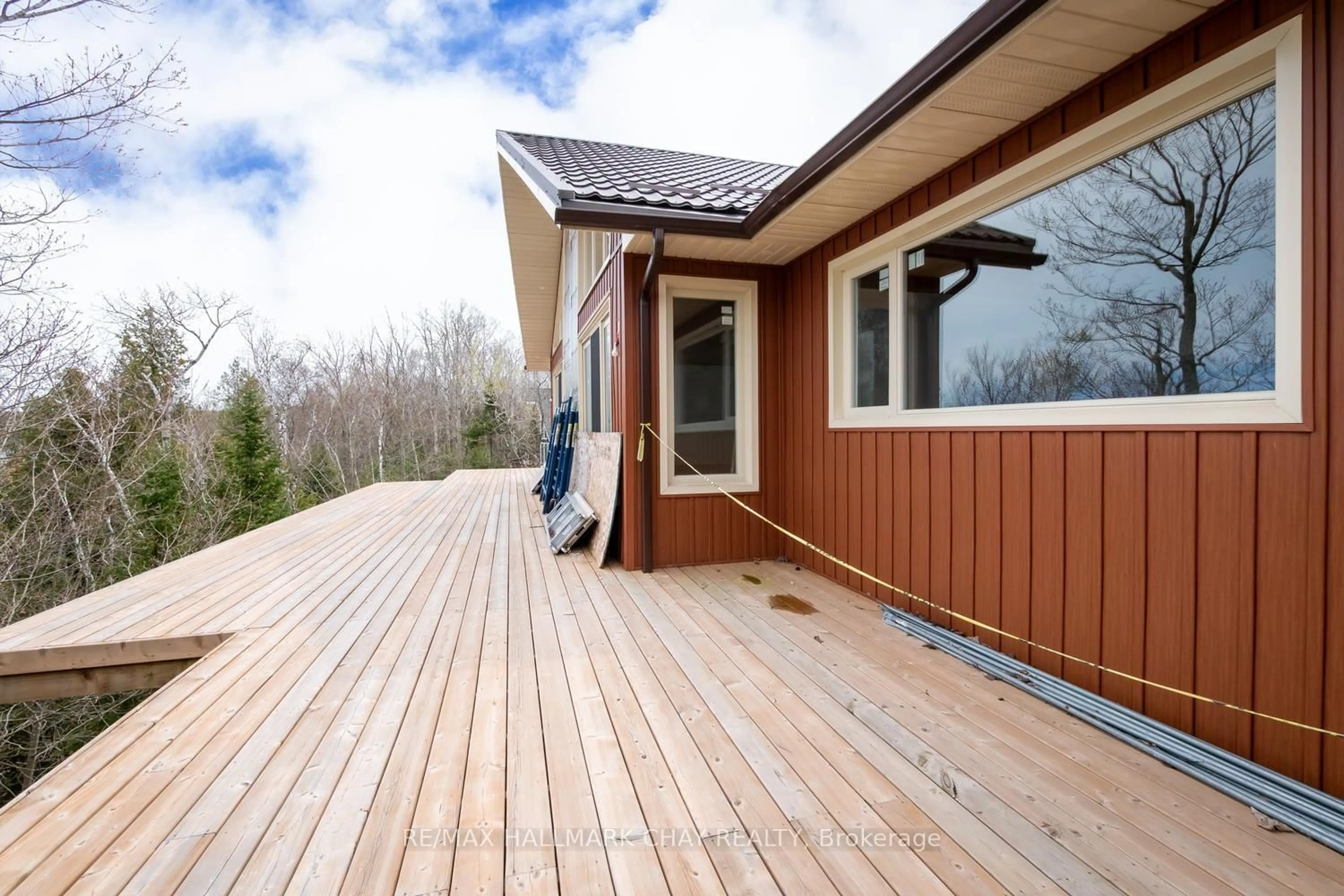 Home with vinyl exterior material, unknown for 120 McKague Rd, Northern Bruce Peninsula Ontario N0H 1W0