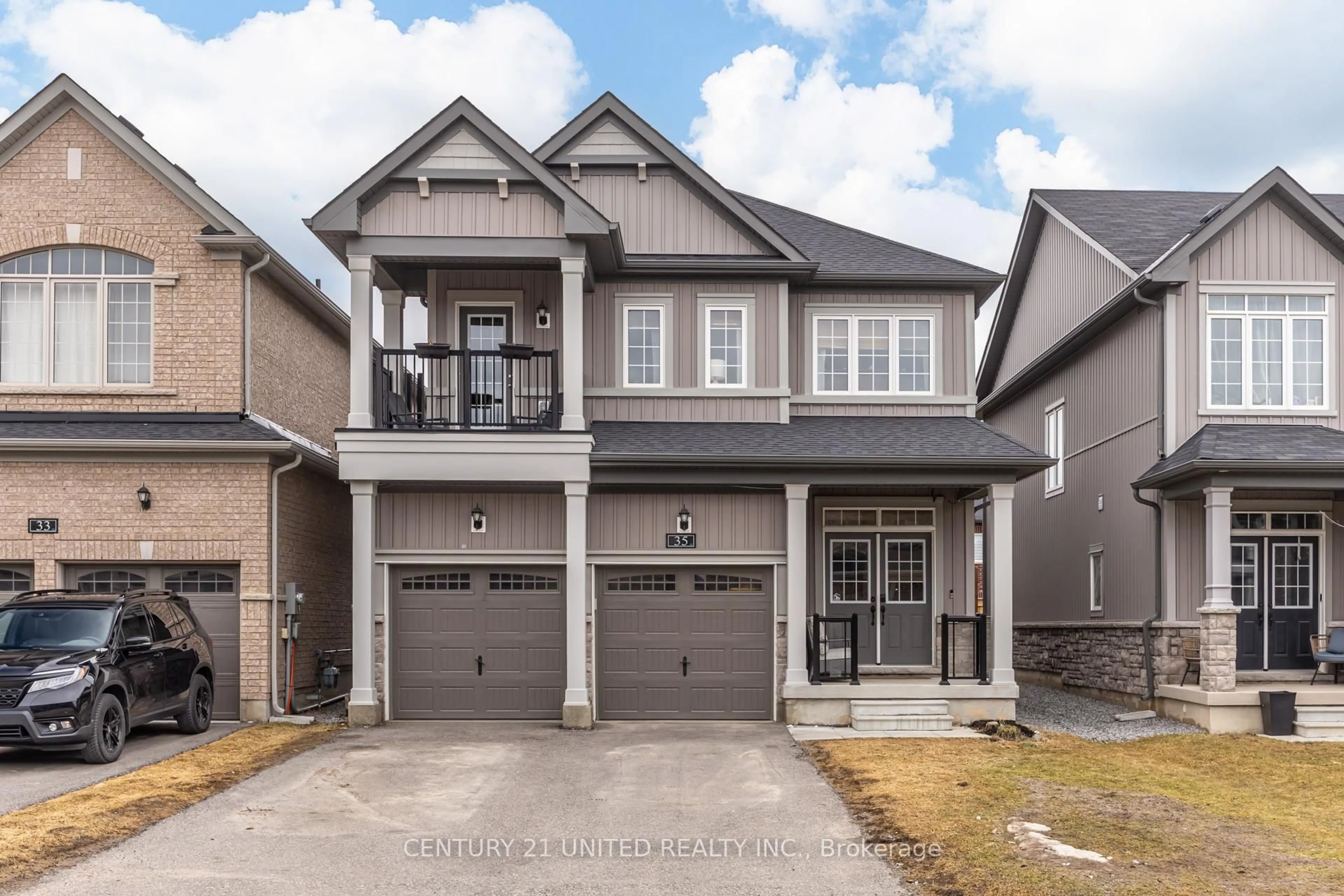 Home with brick exterior material, street for 35 Fernridge Hts, Cavan Monaghan Ontario L0A 1G0