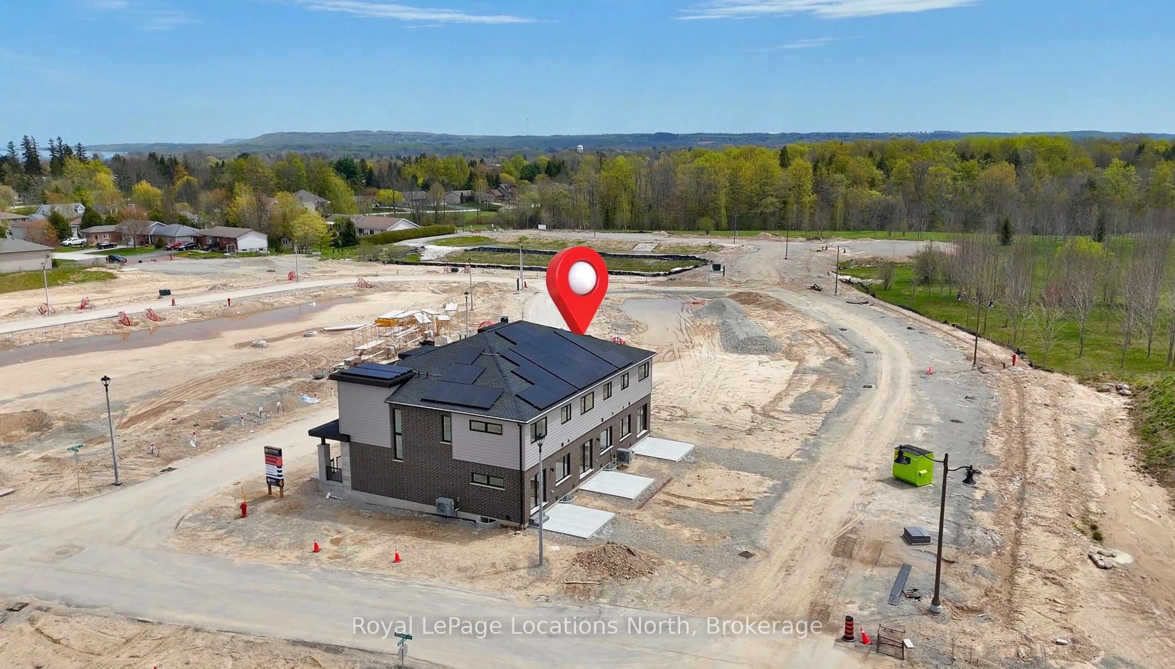 A pic from outside/outdoor area/front of a property/back of a property/a pic from drone, building for 6 Driftwood Lane, Meaford Ontario N4L 0A0