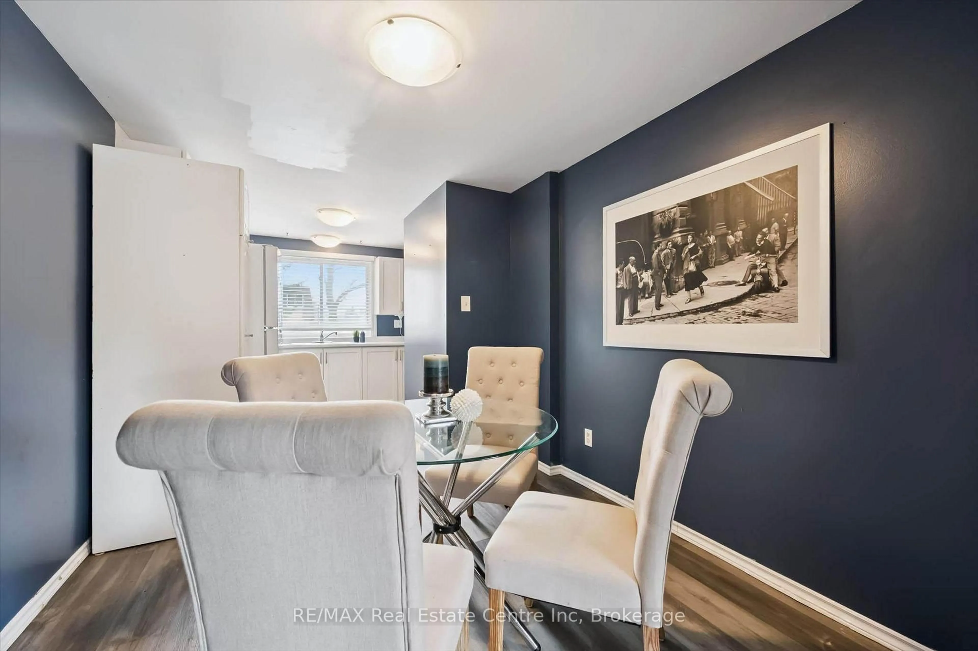 Dining room, unknown for 120 COUNTRY CLUB Dr #17, Guelph Ontario N1E 3K7