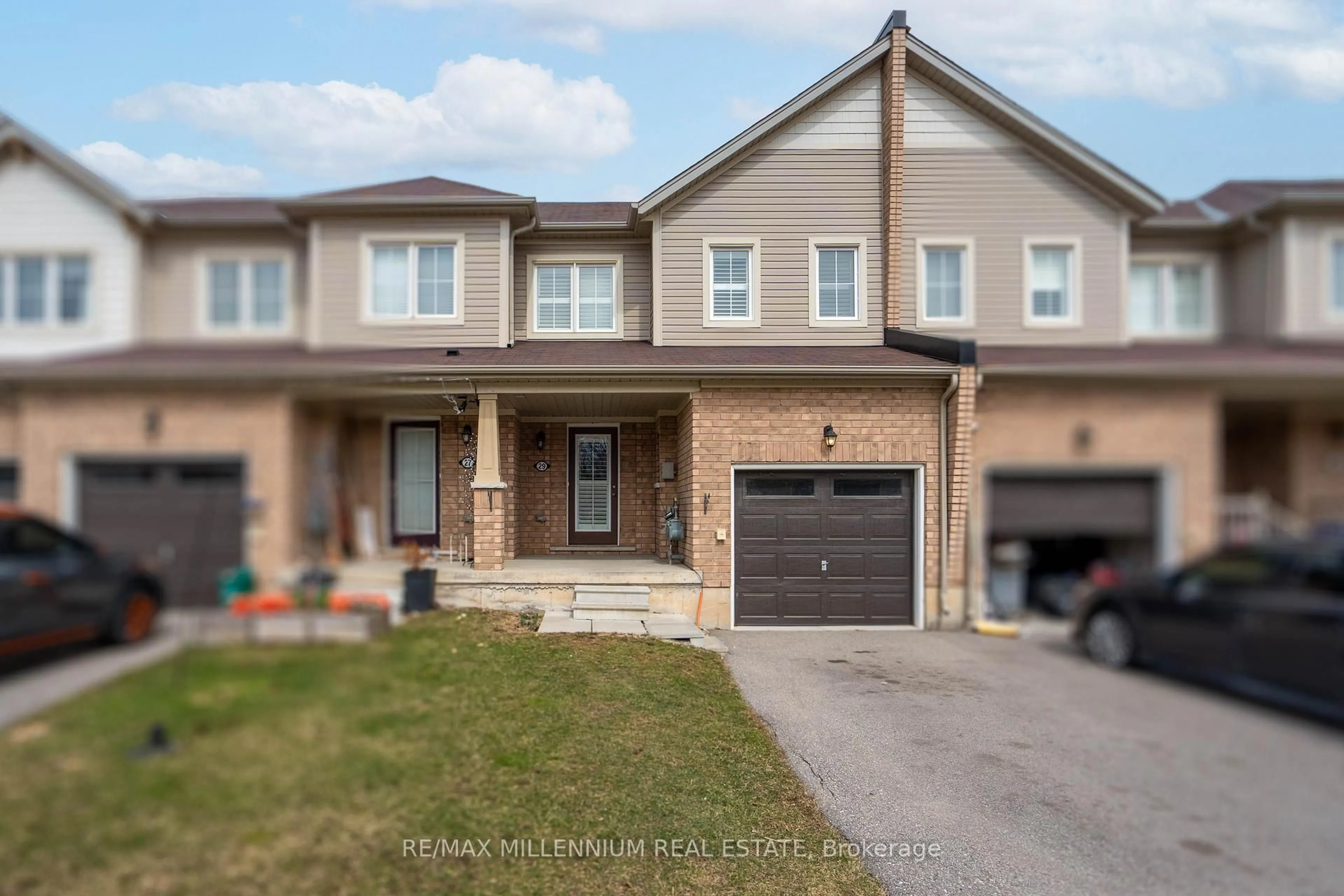 Home with brick exterior material, street for 29 Cole Cres, Brantford Ontario N3T 0P4