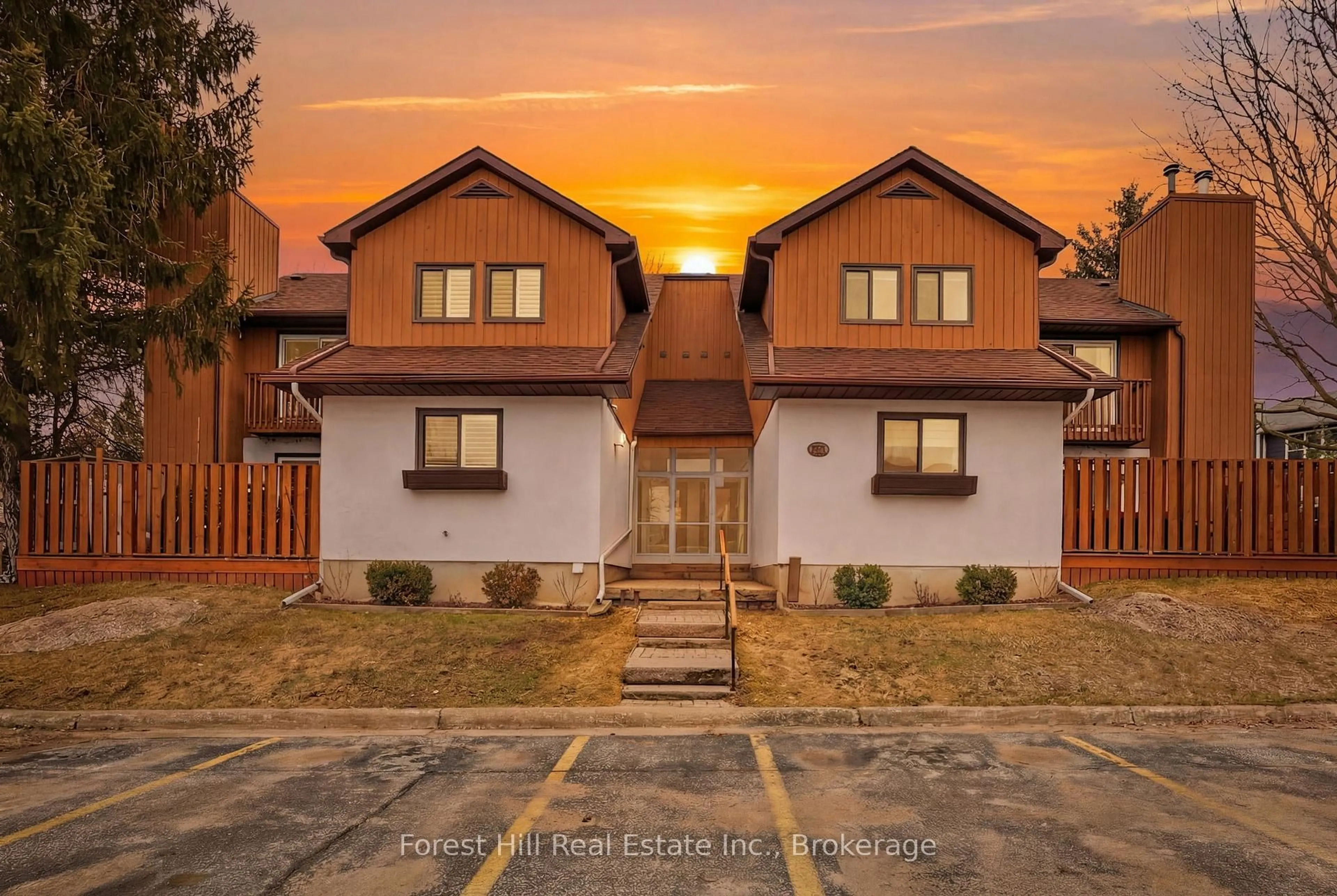 Home with brick exterior material, street for 56 Victoria St #21, Blue Mountains Ontario N0H 2P0