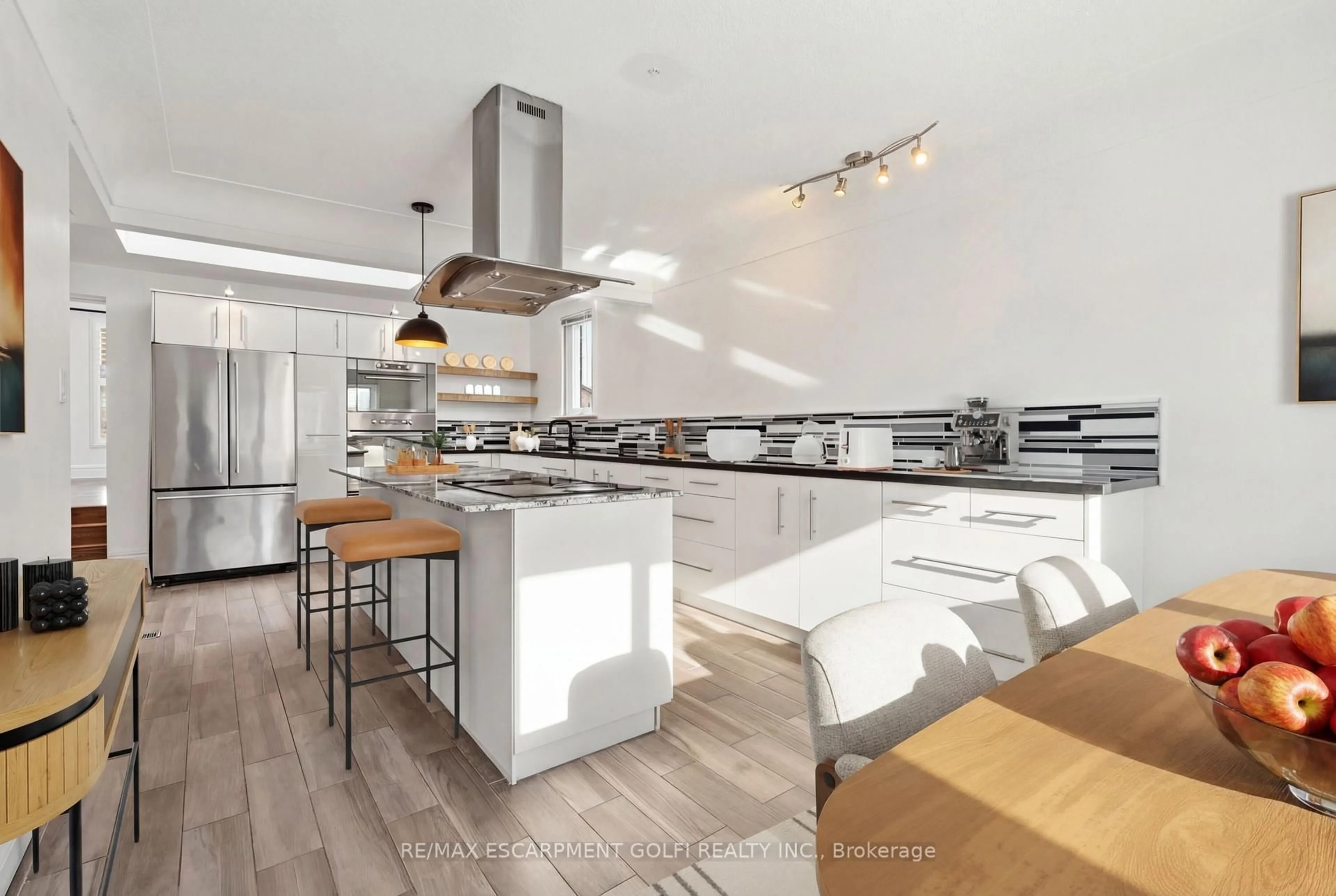 Contemporary kitchen, ceramic/tile floor for 211 Rosedale Ave, Hamilton Ontario L8K 4N6