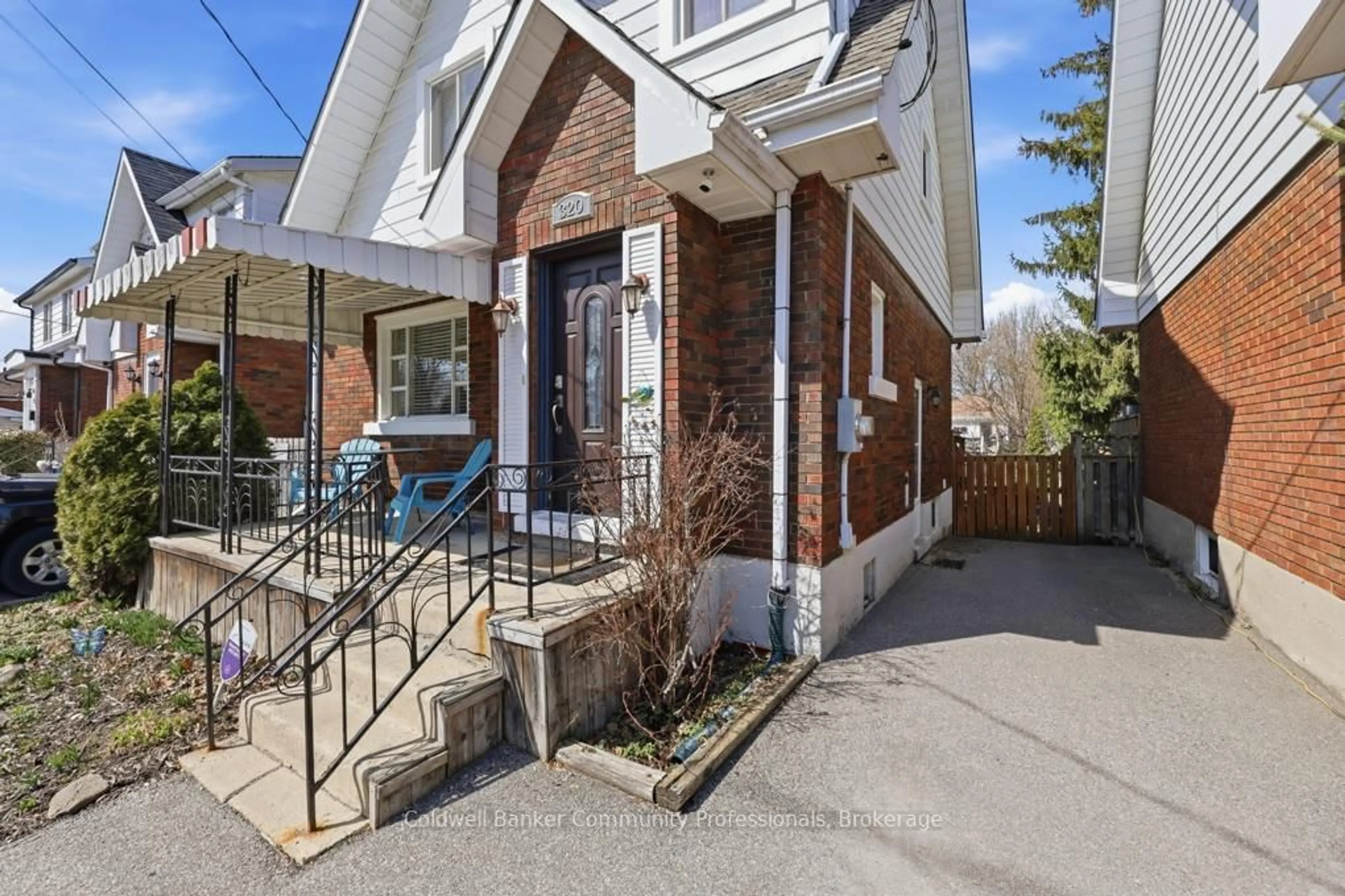 Unknown for 320 Darling St, Brantford Ontario N3S 3Y2