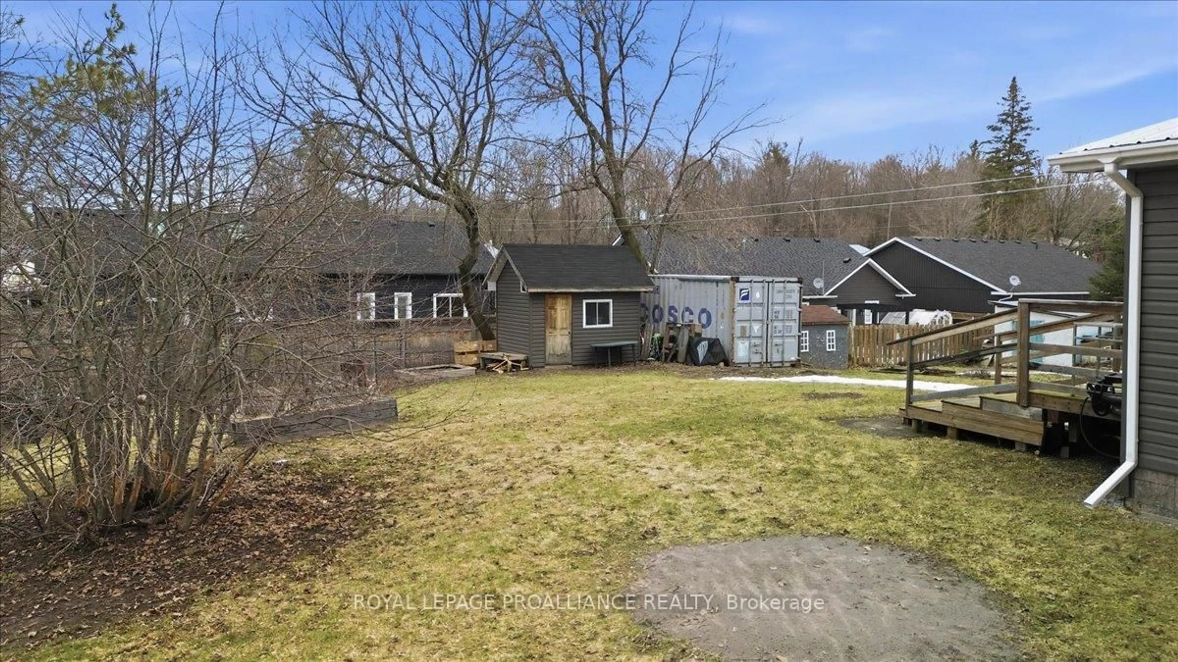 A pic from outside/outdoor area/front of a property/back of a property/a pic from drone, street for 61 Madoc St, Limoges Ontario K0K 2M0