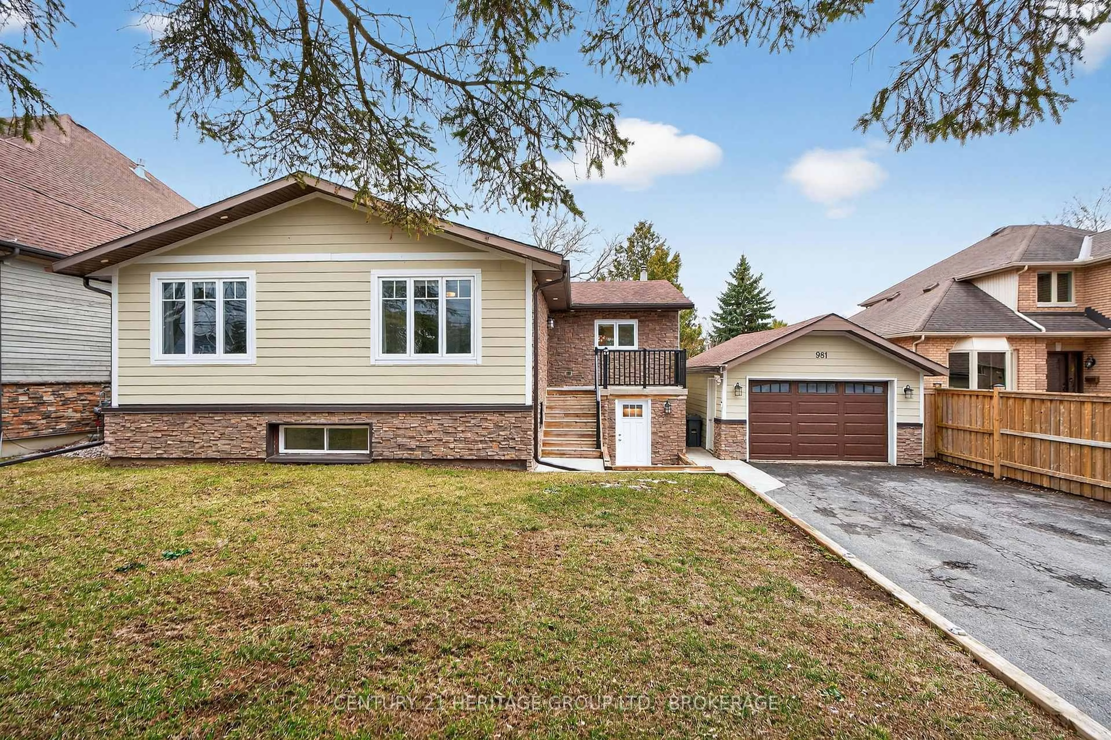 Home with brick exterior material, street for 981 Woodbine Rd, Kingston Ontario K7P 2X5