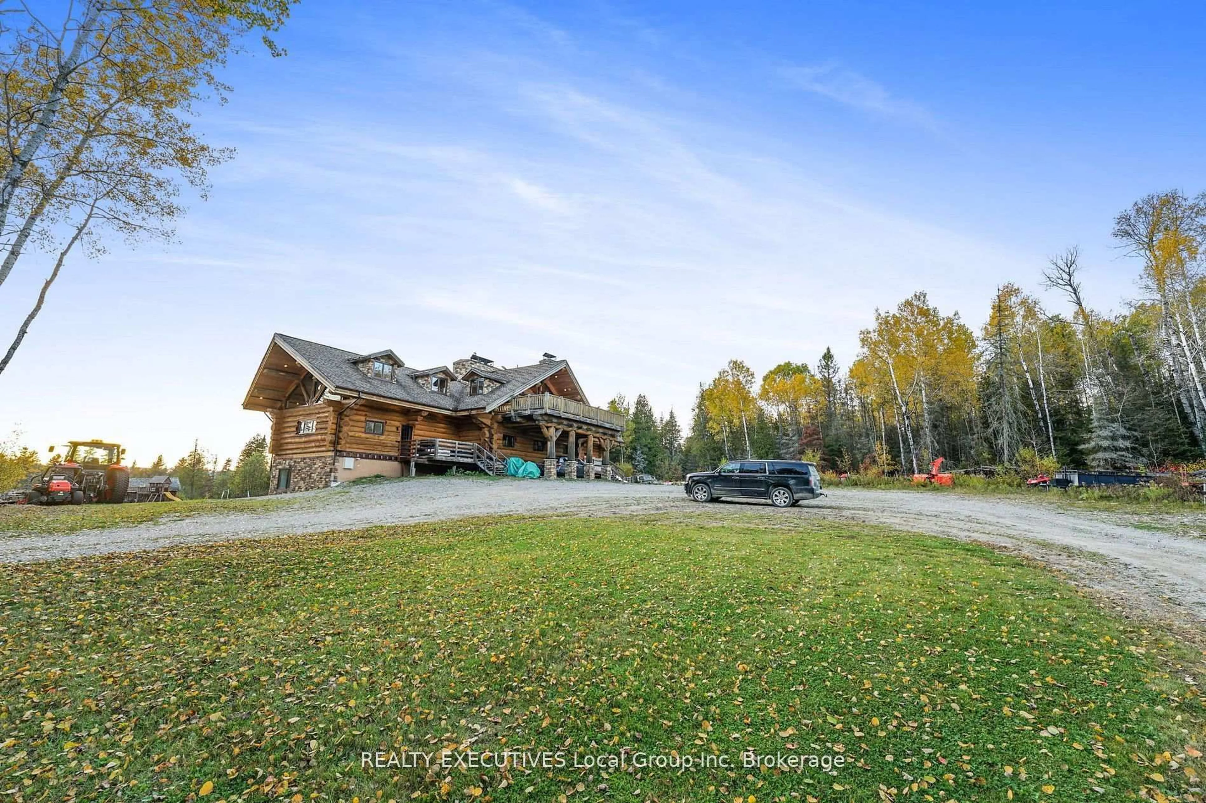 A pic from outside/outdoor area/front of a property/back of a property/a pic from drone, mountain view for 240/250 KANICHEE MINE Rd, Temagami Ontario P0H 2H0