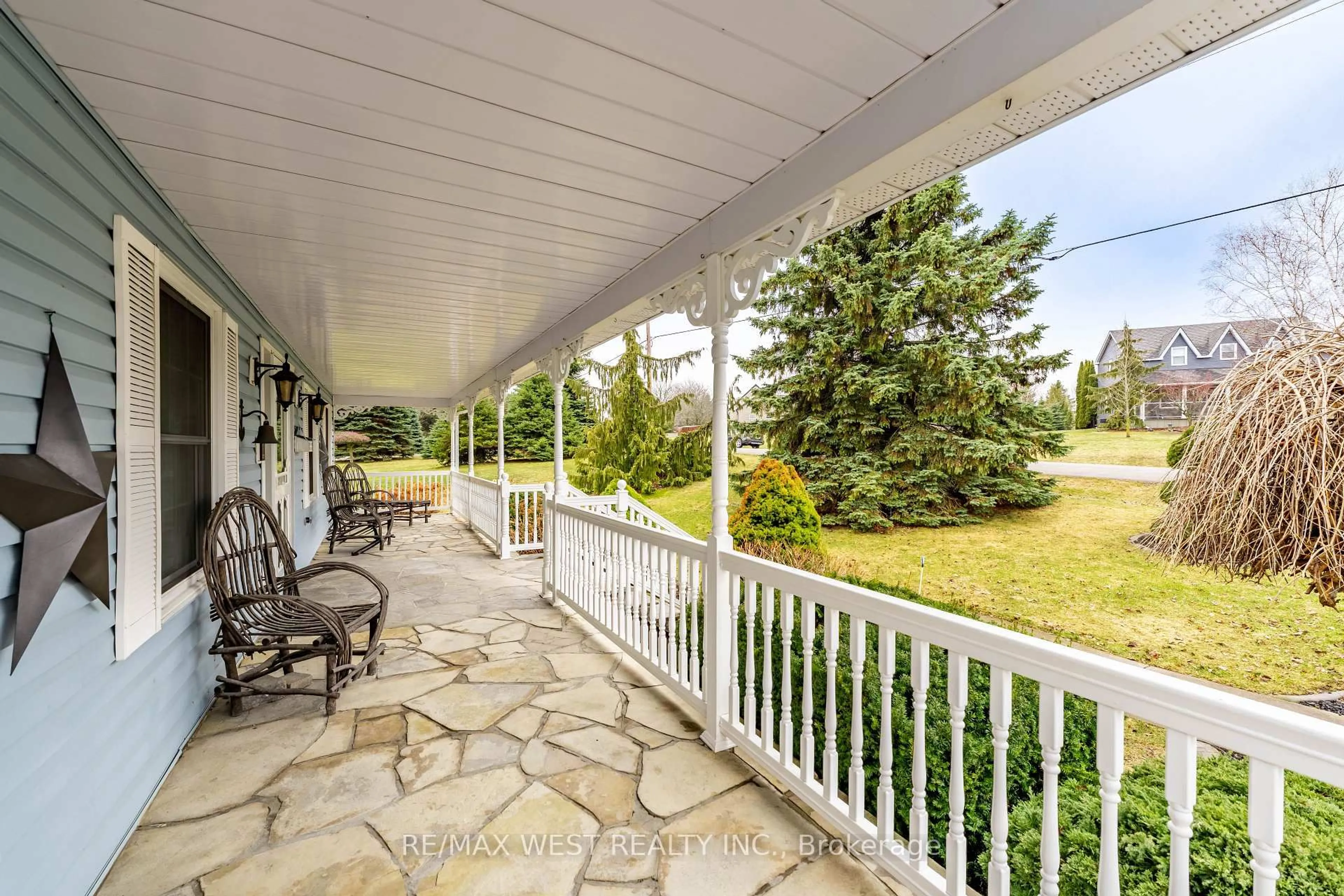 Patio, water/lake/river/ocean view for 17 Forest Hill Dr, Hamilton Township Ontario K9A 4J9