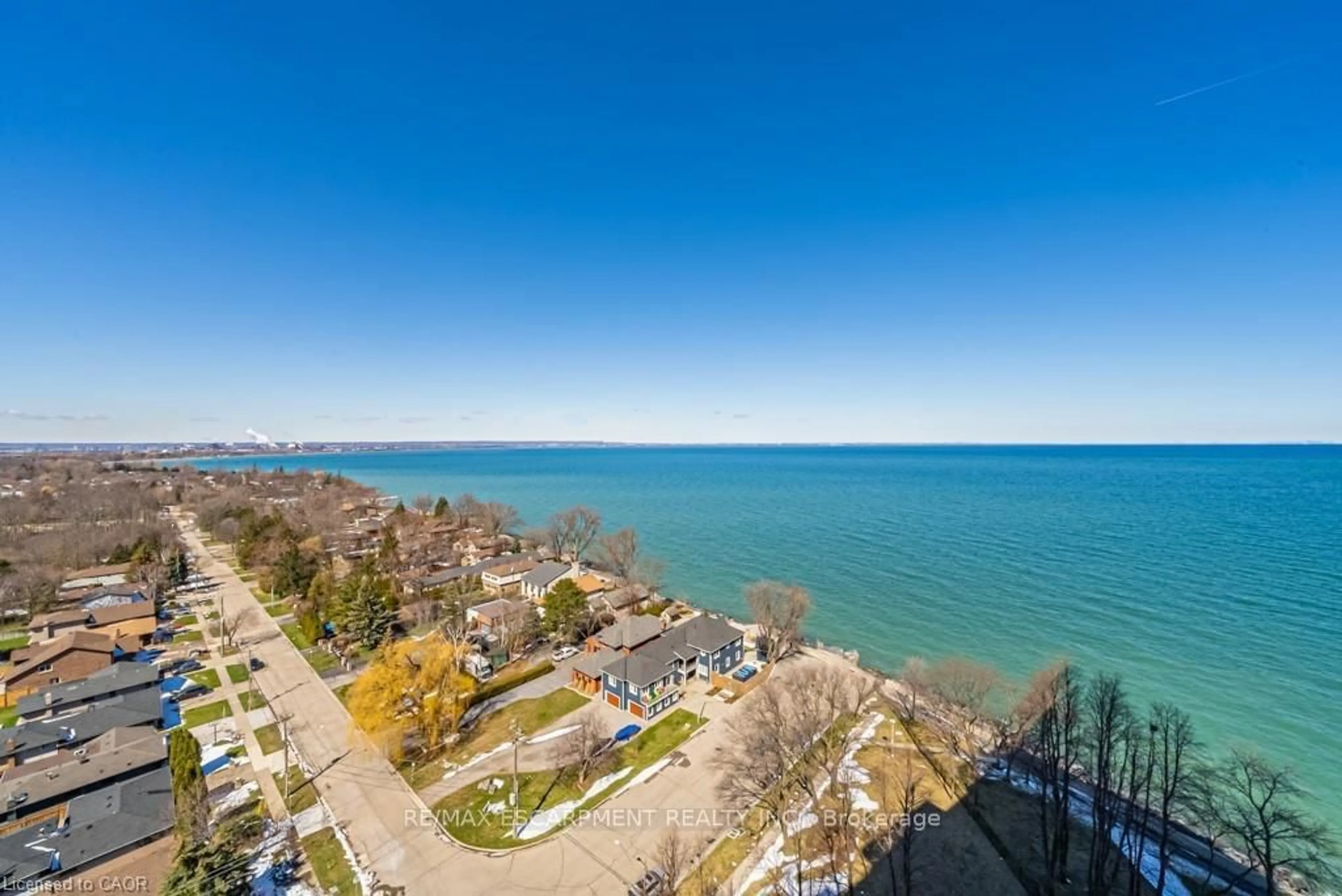 A pic from outside/outdoor area/front of a property/back of a property/a pic from drone, water/lake/river/ocean view for 500 Green Rd #1701, Hamilton Ontario L8E 3M5