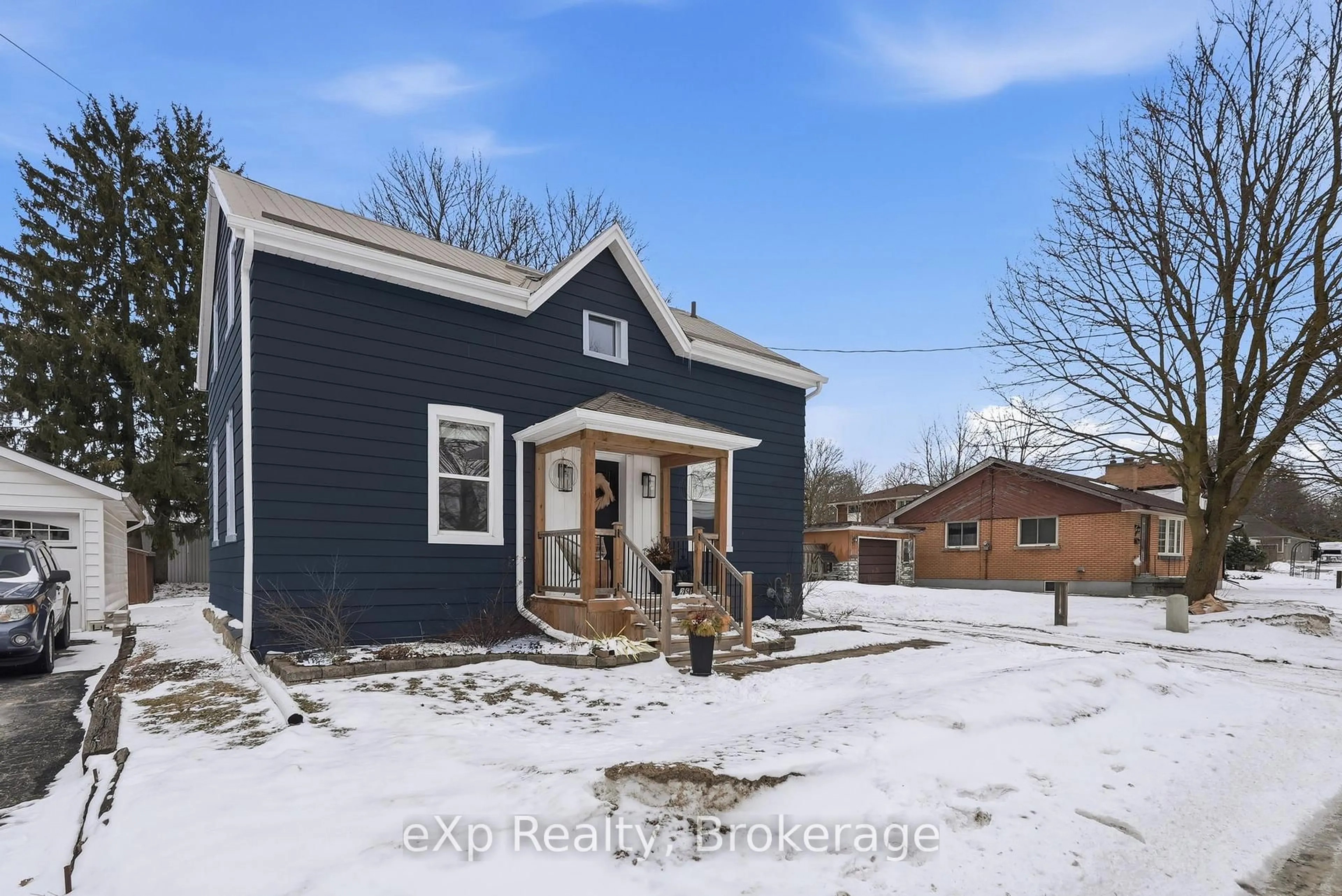 Unknown for 255 Waterloo St, Wellington North Ontario N0G 2L3