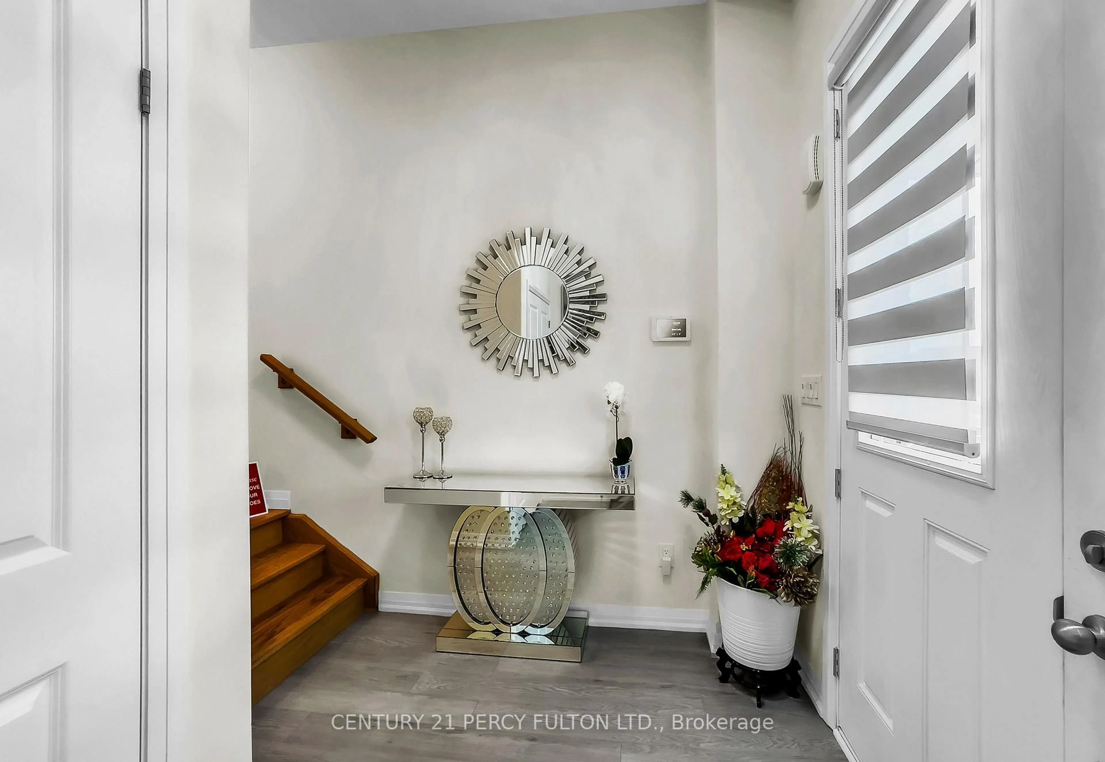 Indoor entryway for 302 Cullen Tr, Peterborough Ontario K9H 0J8