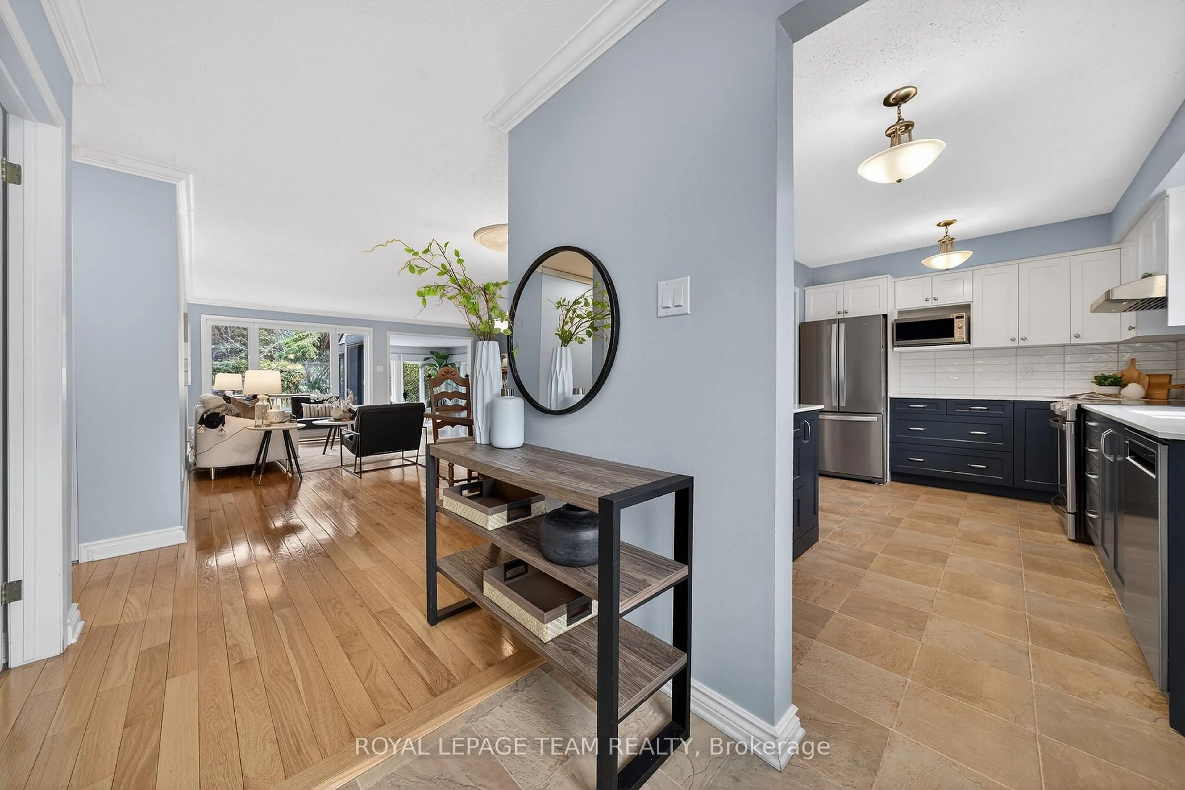 Unknown for 11 Glen Abbey Cres, Ottawa Ontario K2S 1R6