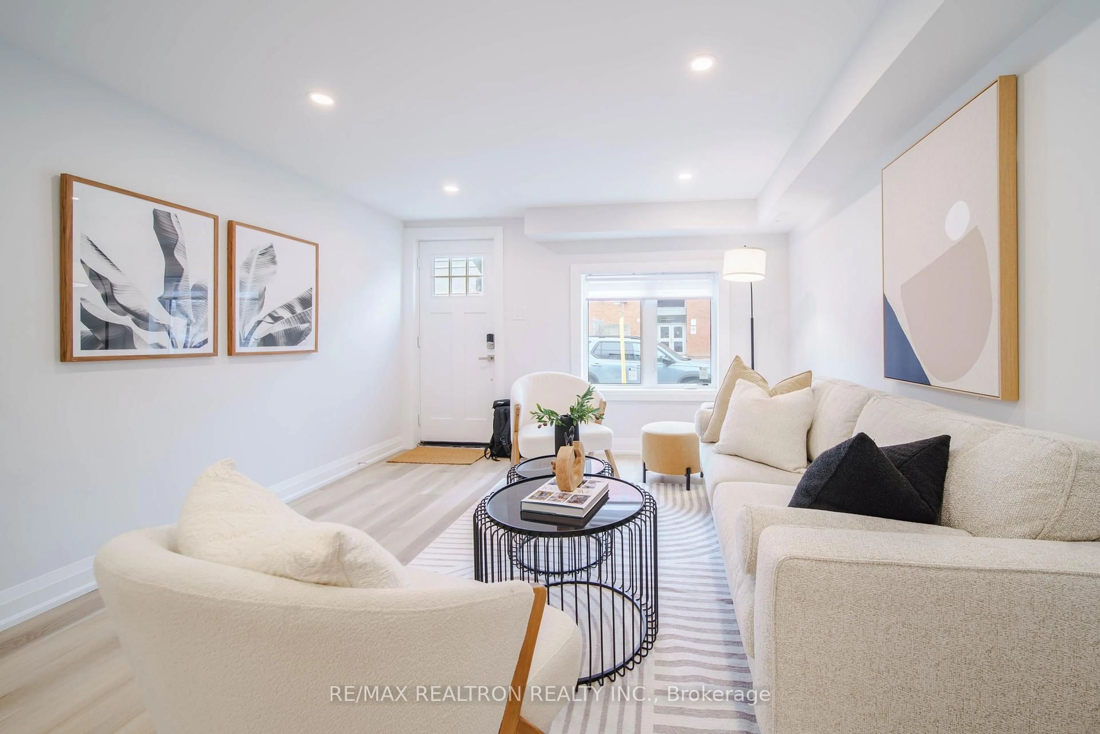 Living room with furniture, unknown for 197-199 Ferguson Ave, Hamilton Ontario L8N 2N2