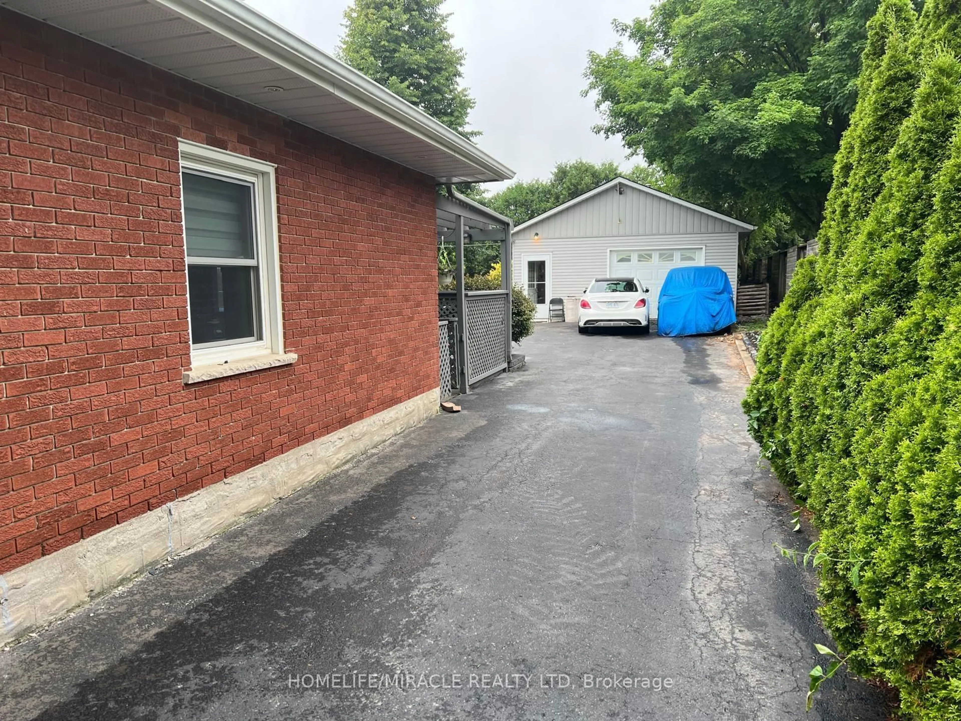 Unknown for 1760 Notre Dame Dr, Wilmot Ontario N0B 2L0