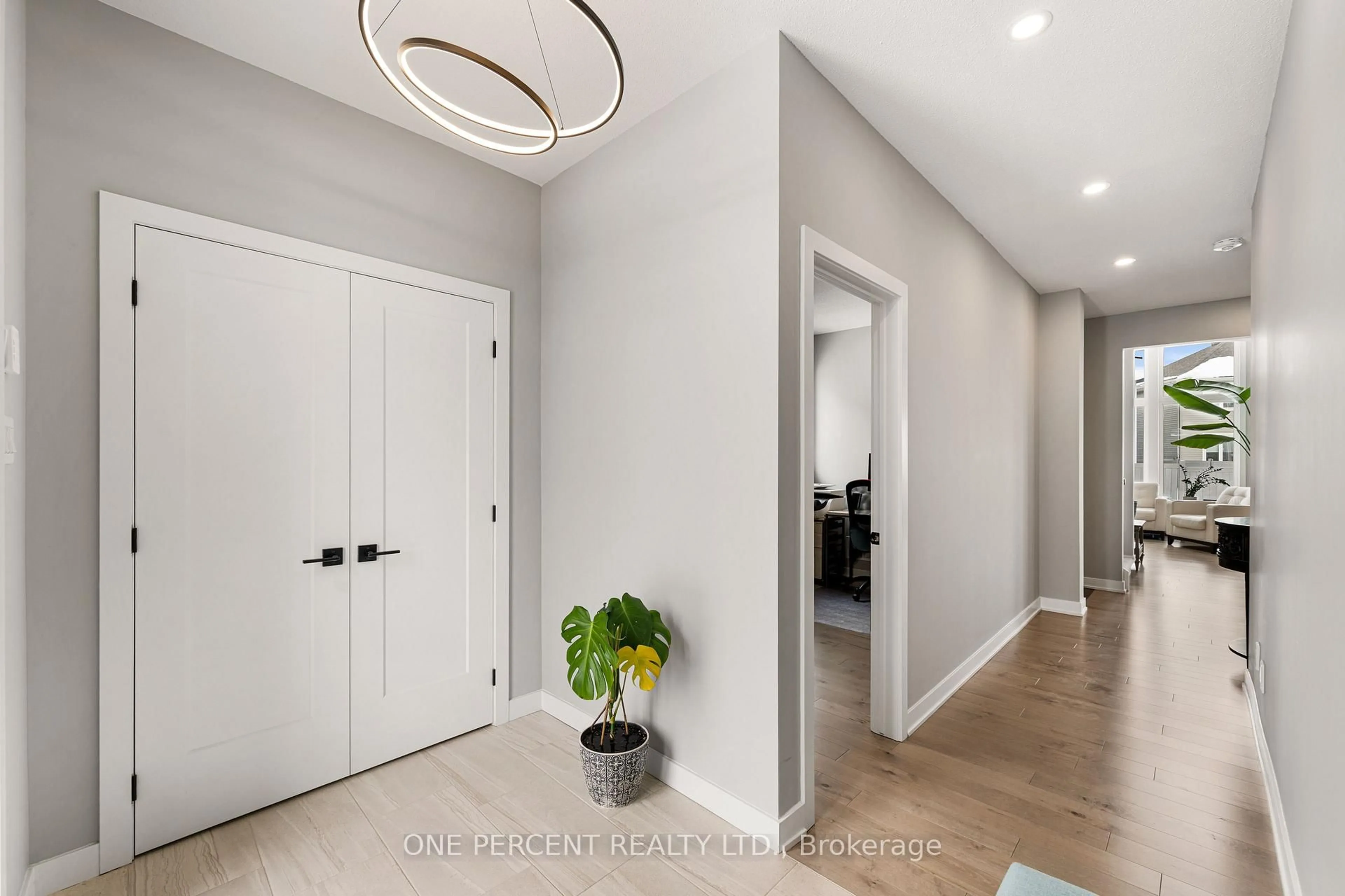 Indoor entryway for 26 Stanzel Dr, Carleton Place Ontario K7C 0H8