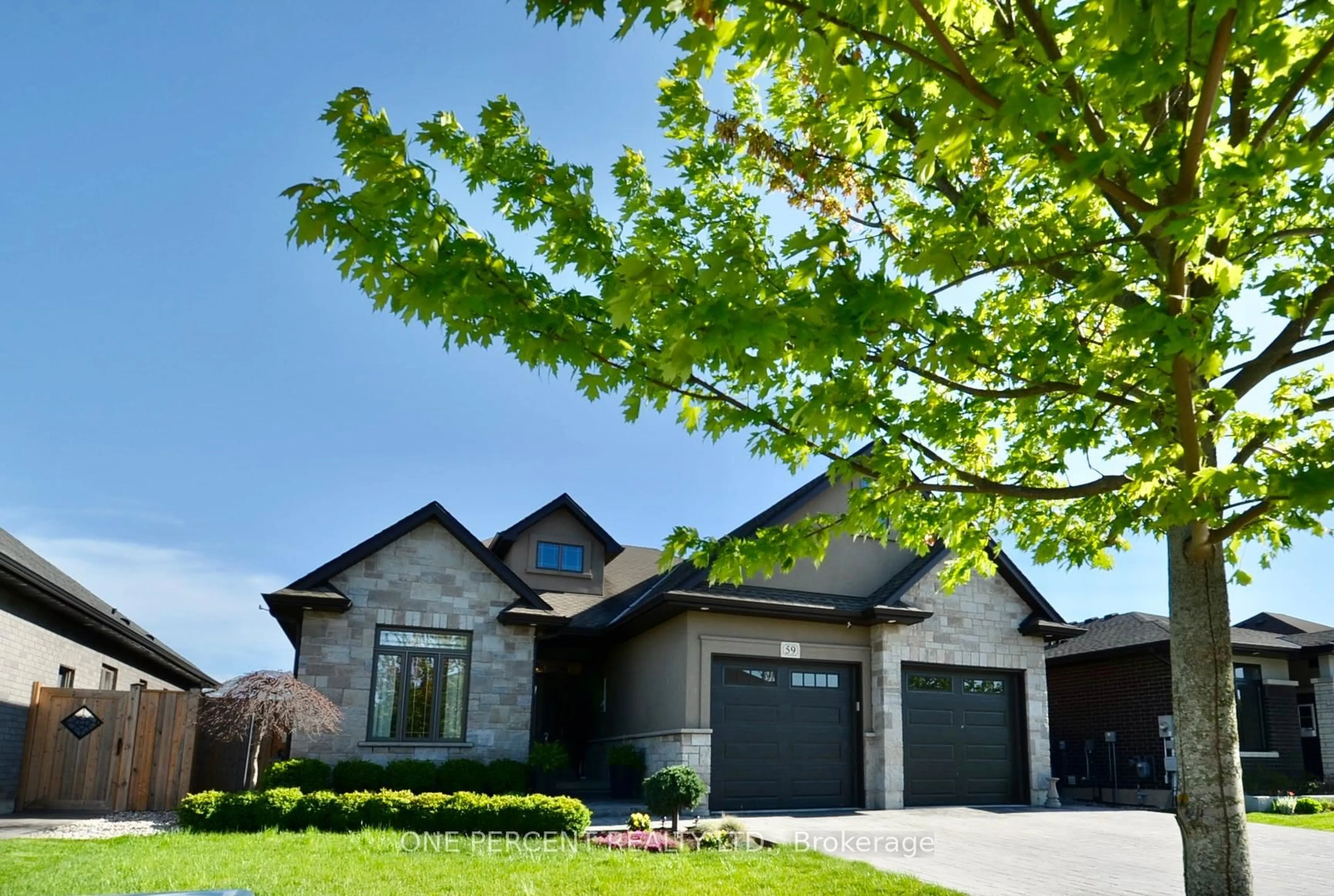 Home with brick exterior material, street for 59 Julia Dr, Welland Ontario L3T 5W4