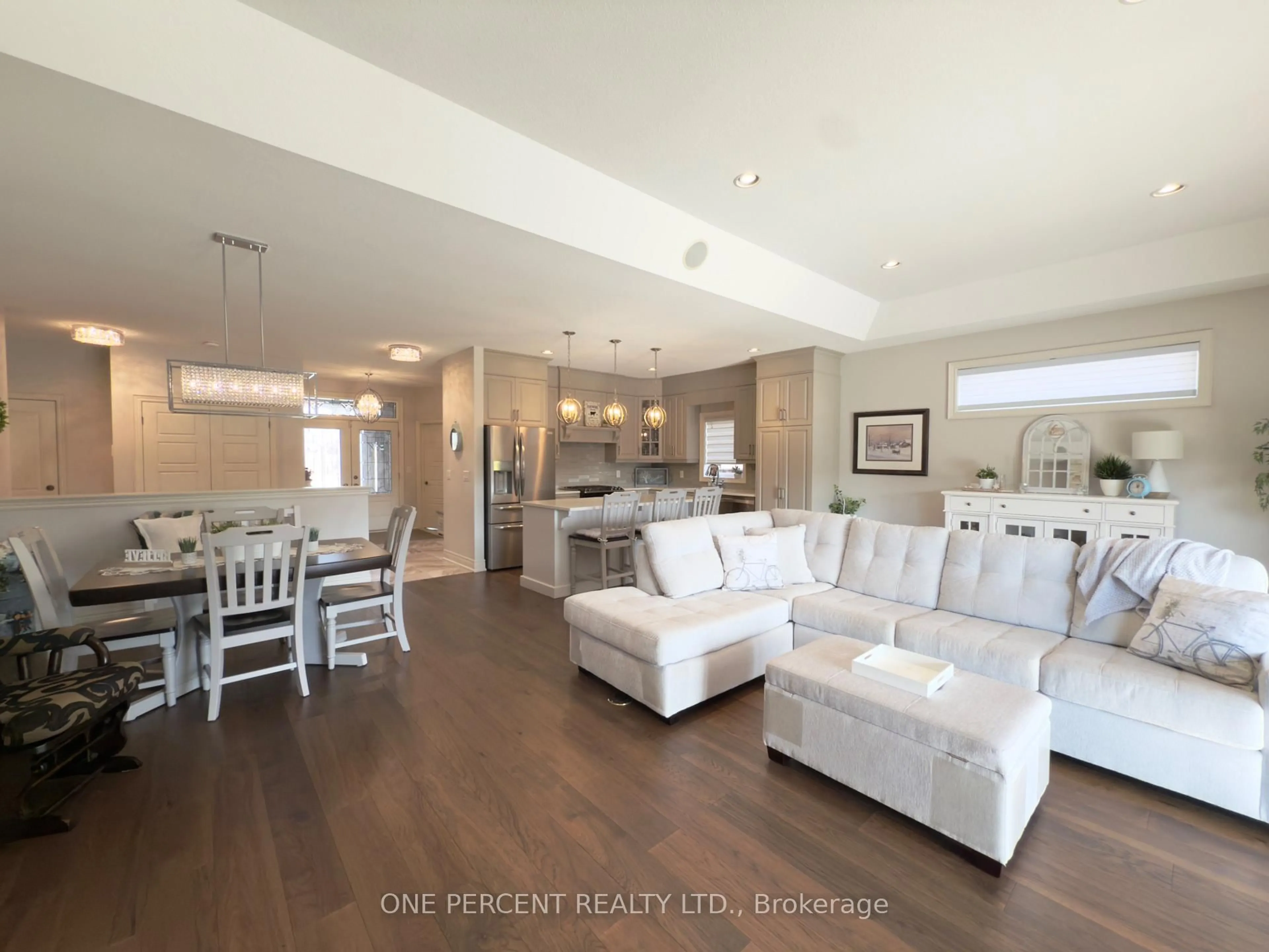 Open concept kitchen, unknown for 59 Julia Dr, Welland Ontario L3T 5W4