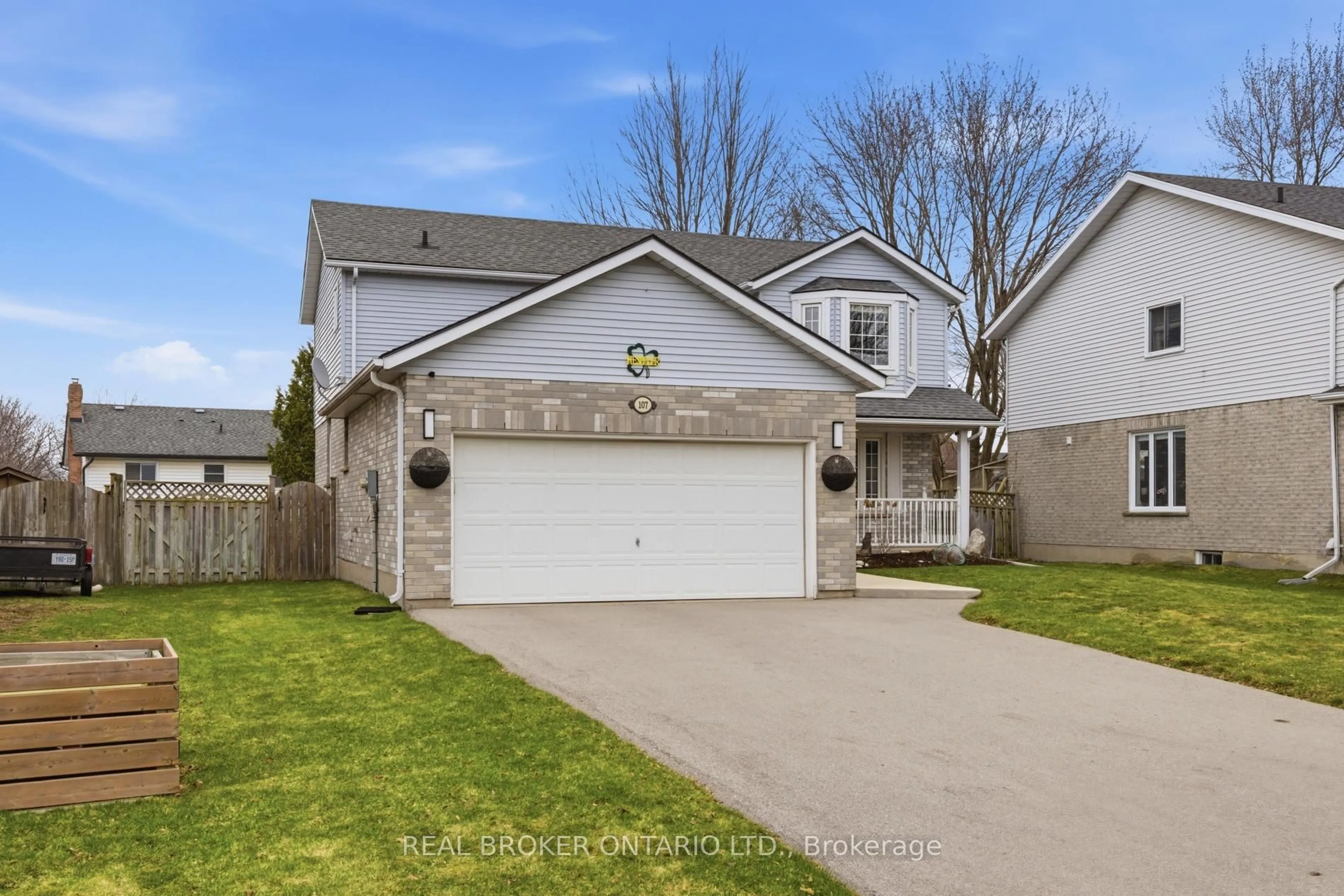 Unknown for 107 Rose Bridge Cres, Cambridge Ontario N3C 3Z2