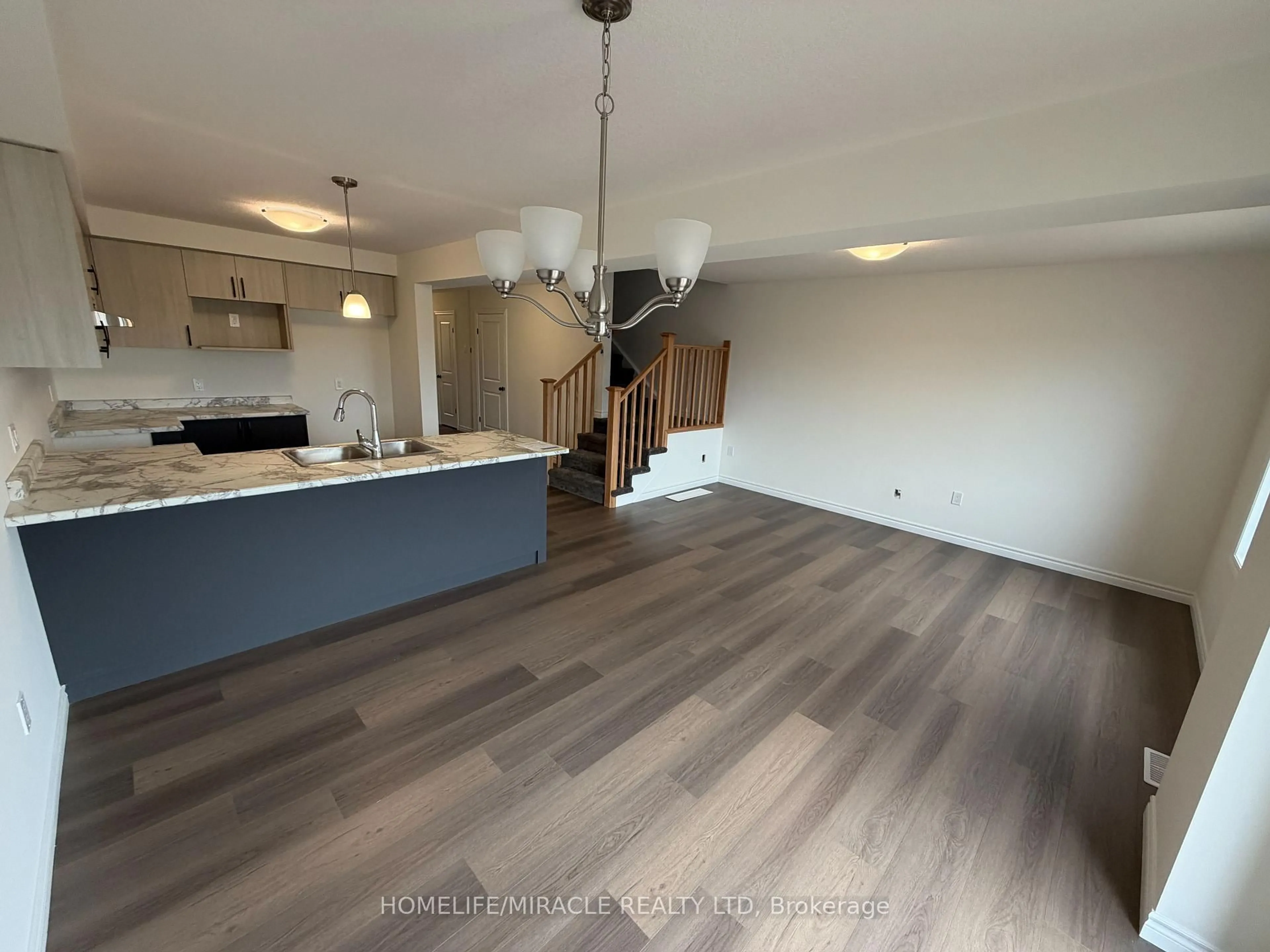 Open concept kitchen, unknown for 115 Mattingley St, Brant Ontario N3L 2M2