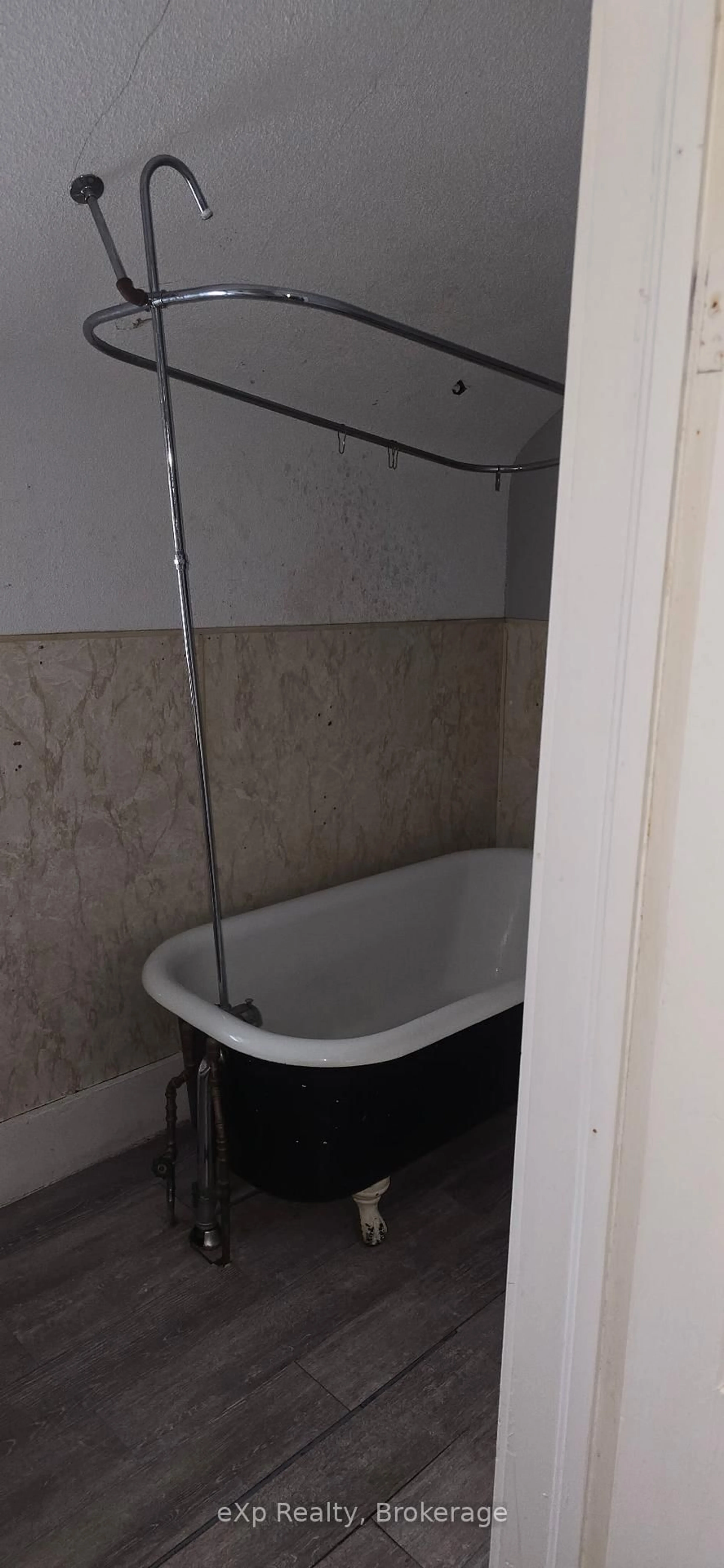 A pic of a room for 14 Blucher St, Sault Ste Marie Ontario P6A 2V4