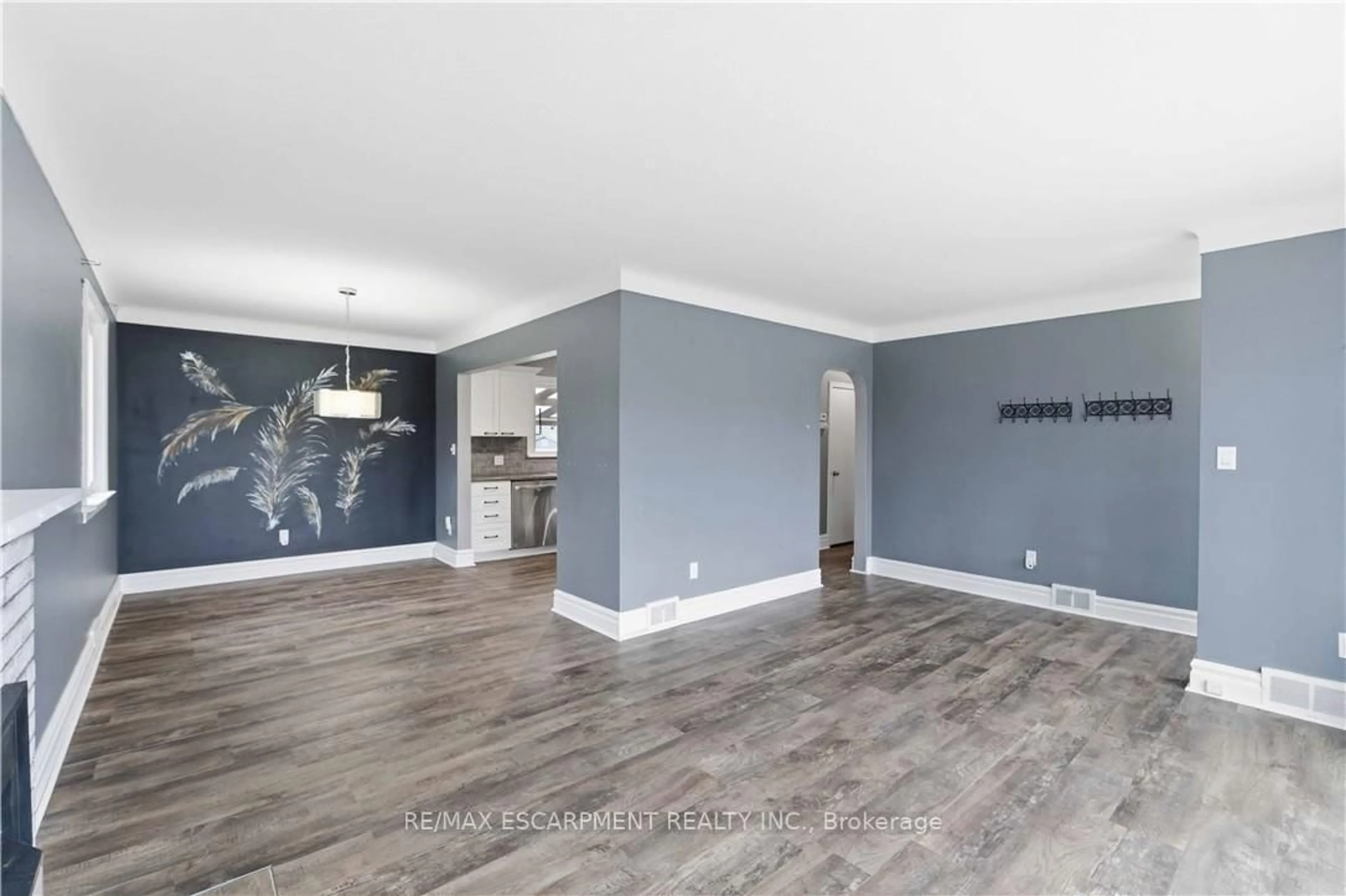 Unknown for 40 Nickerson Ave, St. Catharines Ontario L2N 3M4