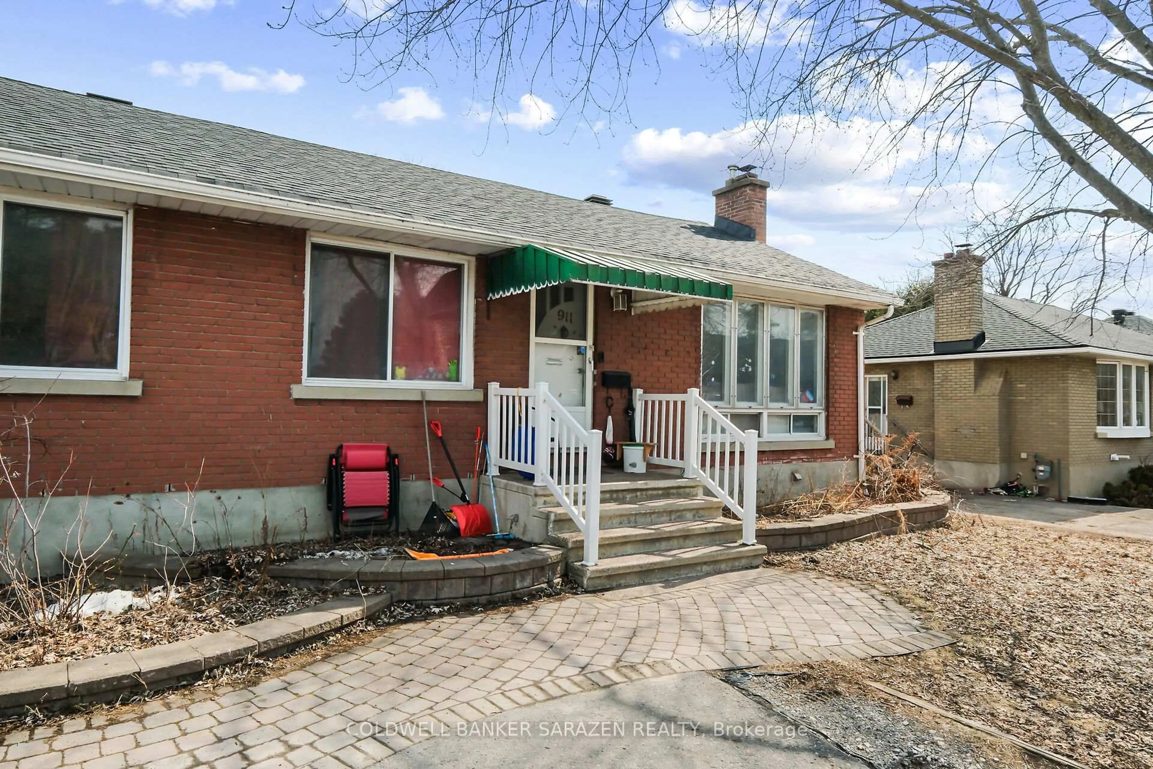 Home with brick exterior material, street for 911 Blair Rd, Gloucester Ontario K1J 7M8