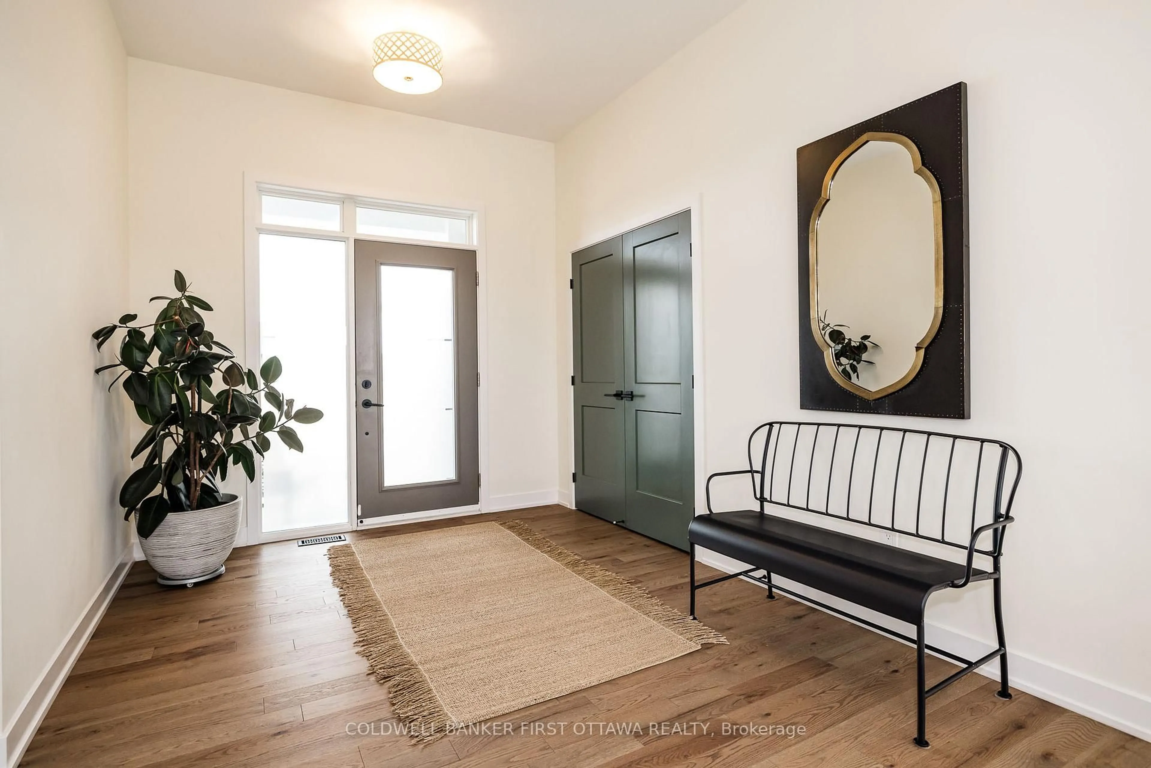 Indoor entryway for 203 ABNER POOLE Rd, Ashton Ontario K0A 1B0