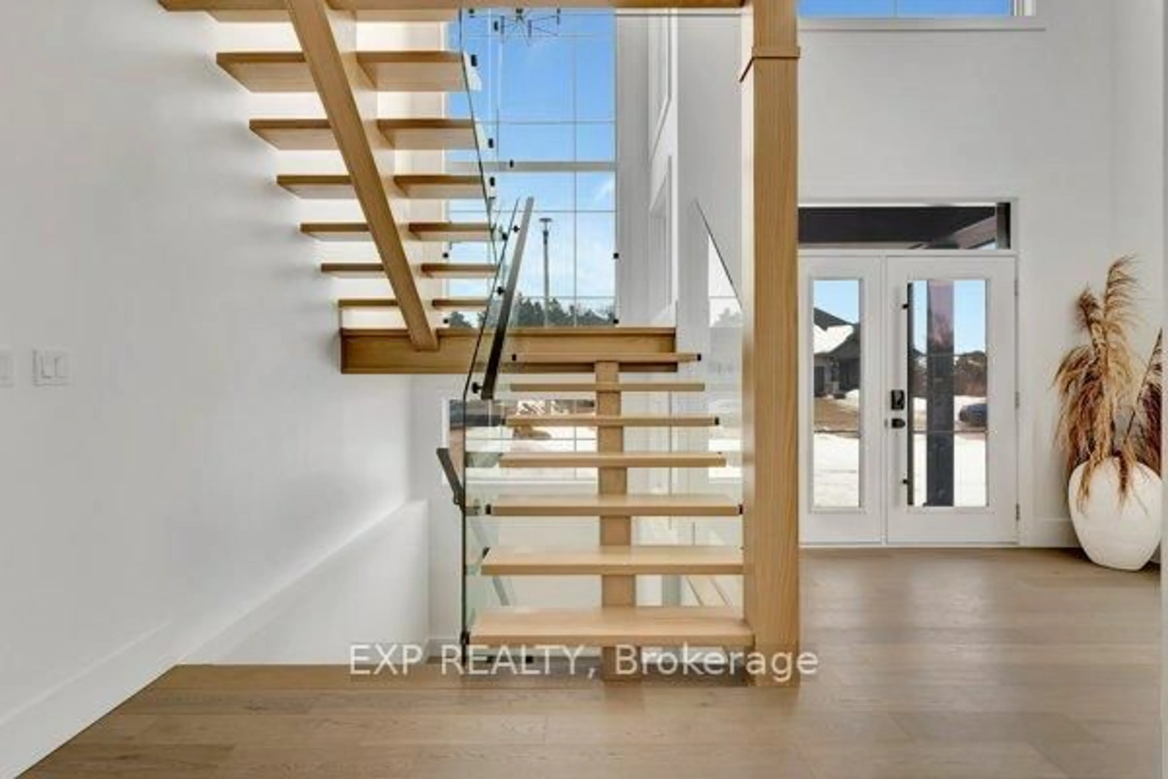 Indoor entryway for Lot 1 Avery Pl, Perth East Ontario N0K 1M0