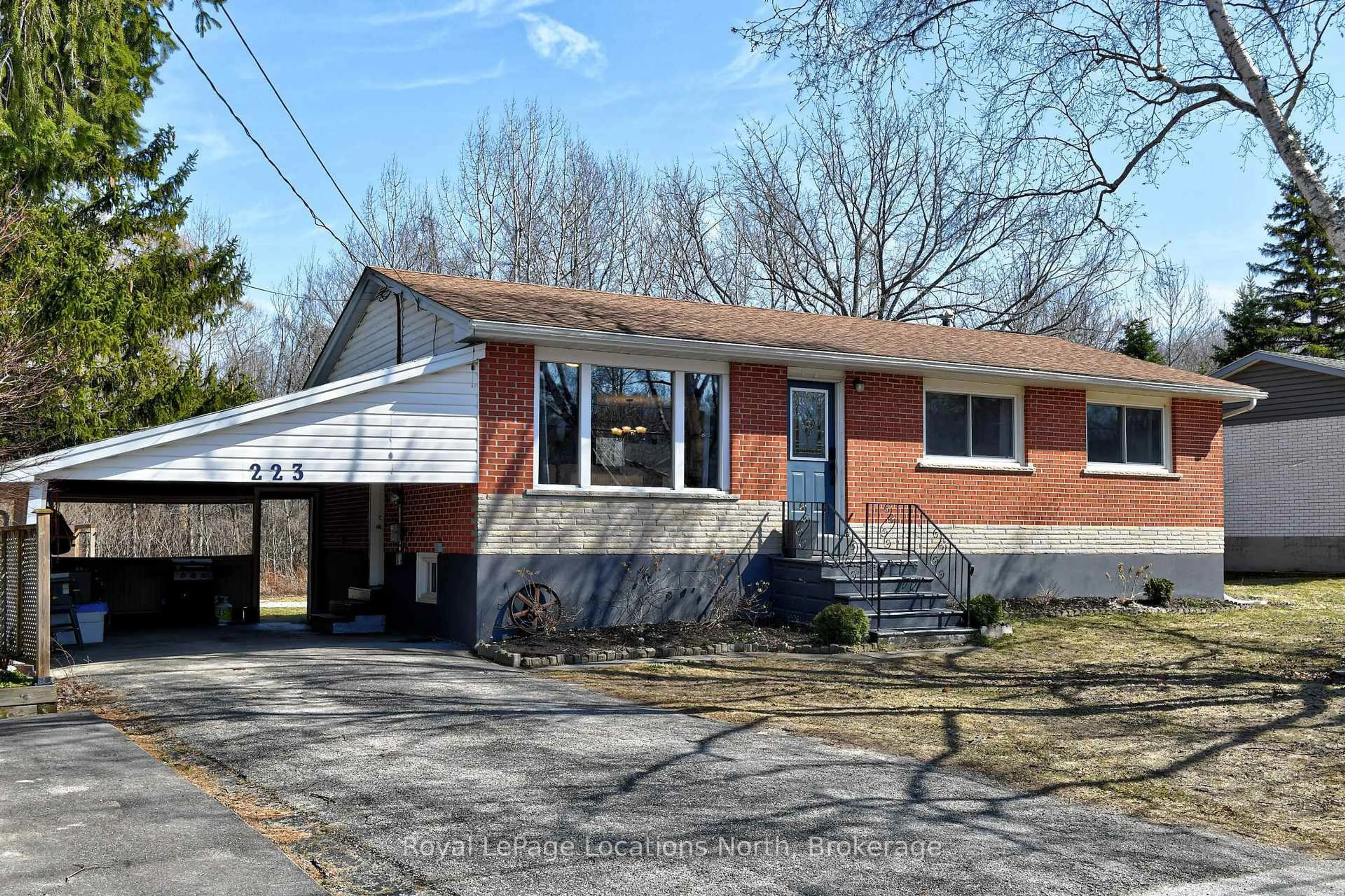 Home with brick exterior material, street for 223 Graham St, Meaford Ontario N4L 1A9
