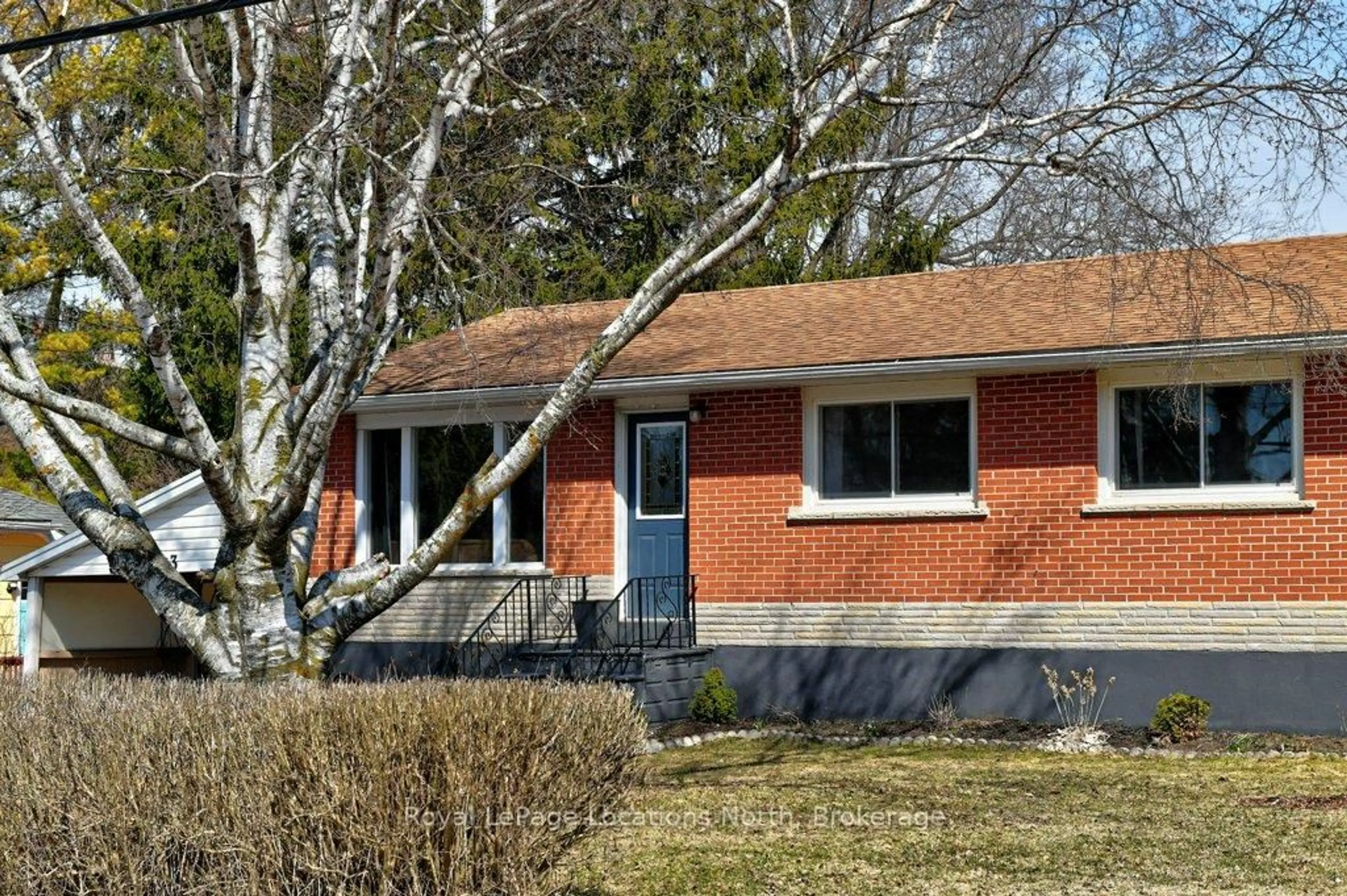 Home with brick exterior material, street for 223 Graham St, Meaford Ontario N4L 1A9