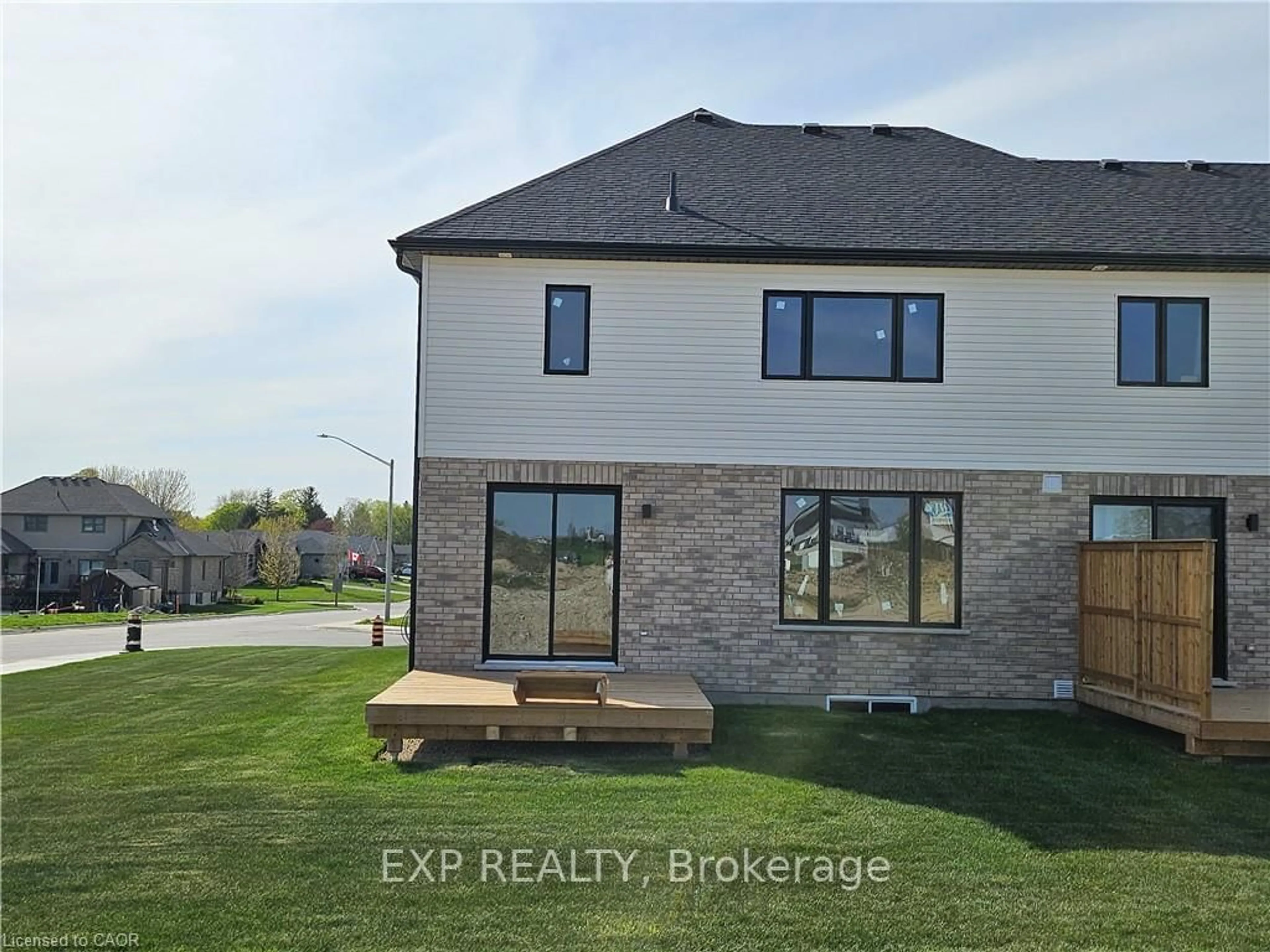 Unknown for 40 Anne St, Minto Ontario N0G 1Z0