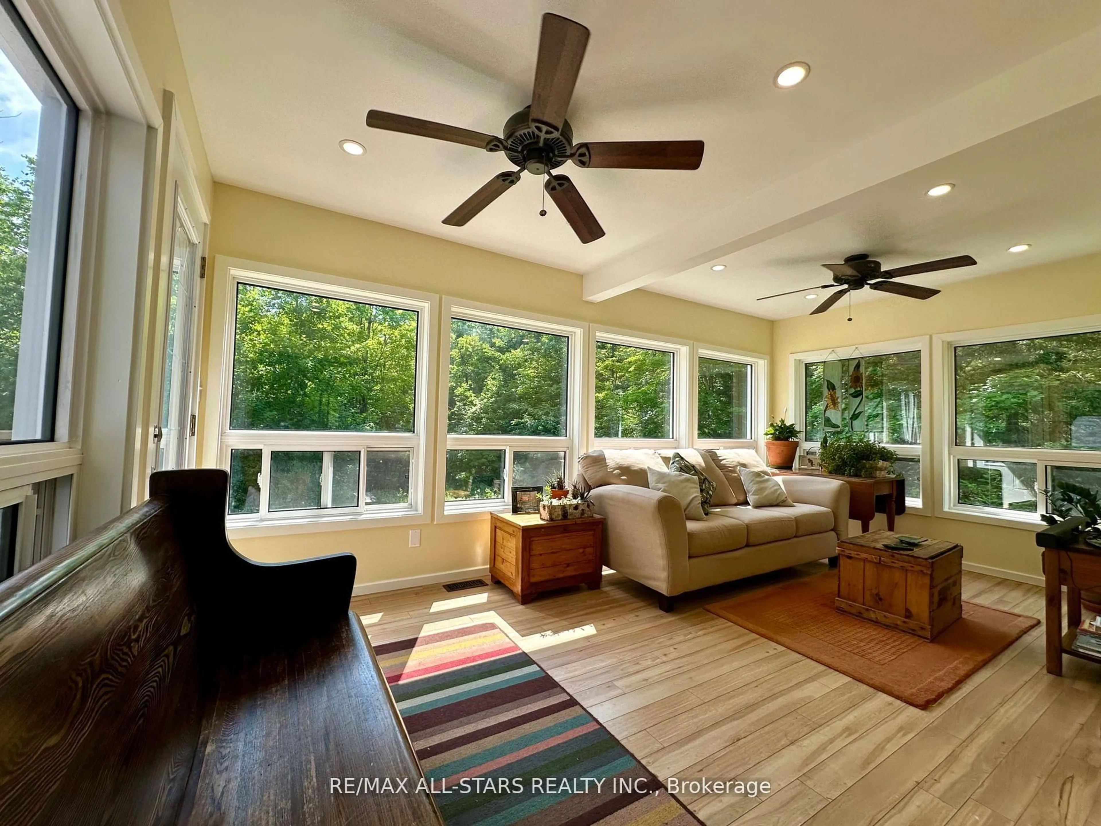 Living room with furniture, unknown for 1104 Galway Rd, Trent Lakes Ontario K0M 2A0