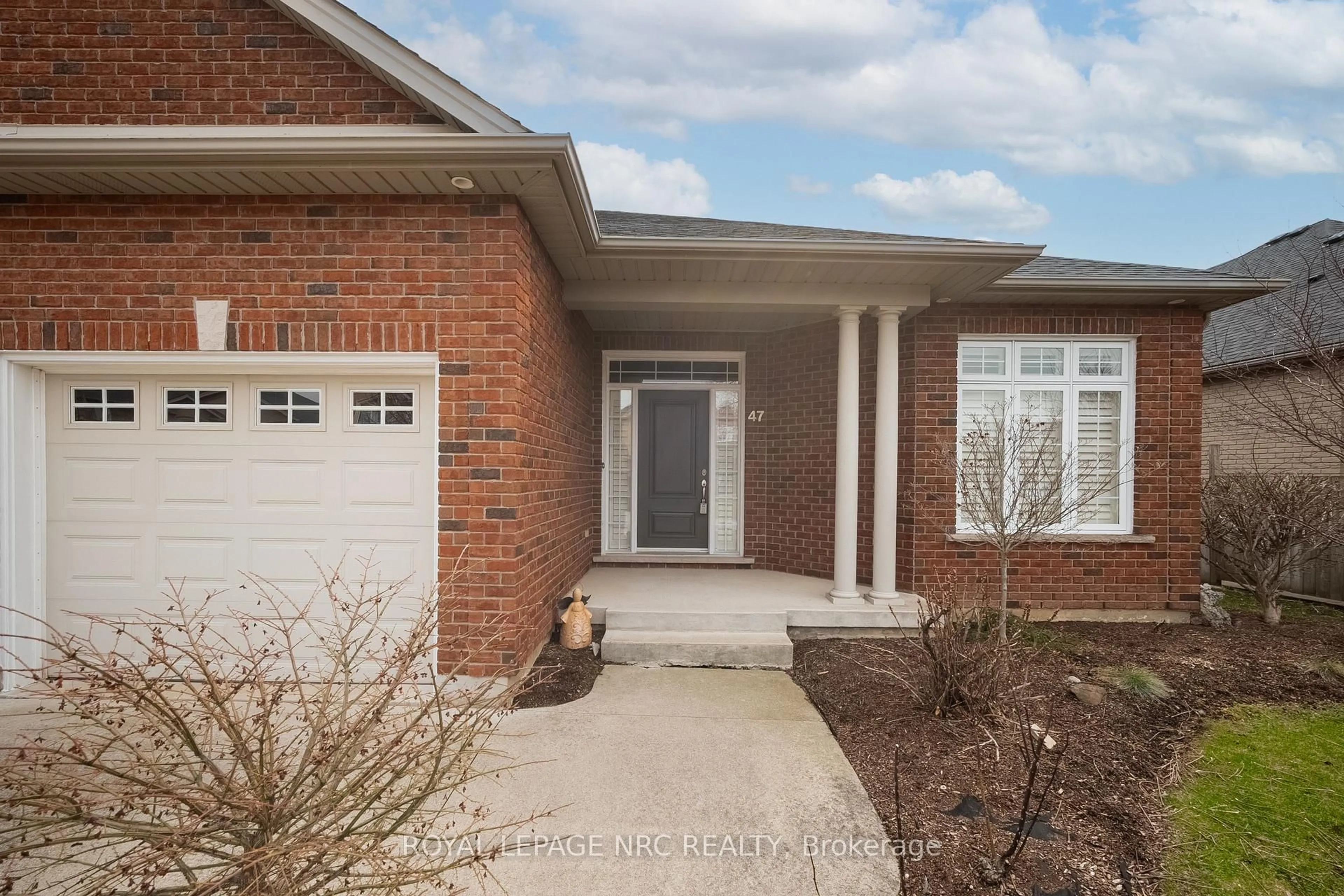 Home with brick exterior material, street for 47 Countryside Dr, St. Catharines Ontario L2W 1C4
